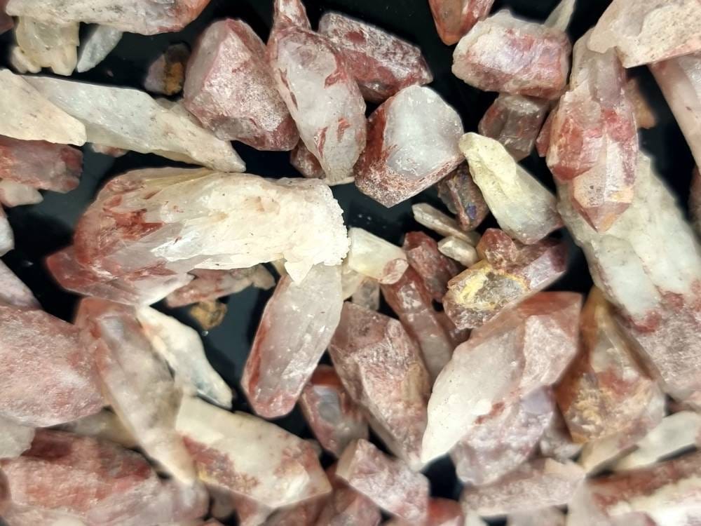 Red Quartz Crystal Points Raw Natural, Large 250g Bag