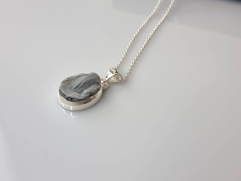 58) Agate Druze Crystal Necklace 925 Silver