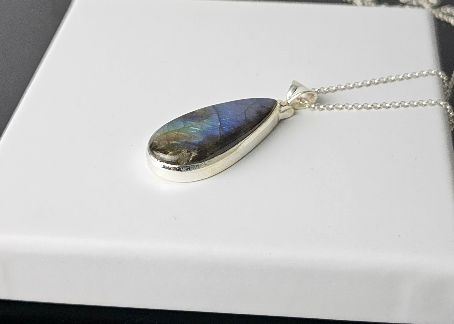 295) Labradorite Crystal Necklace 925 Silver