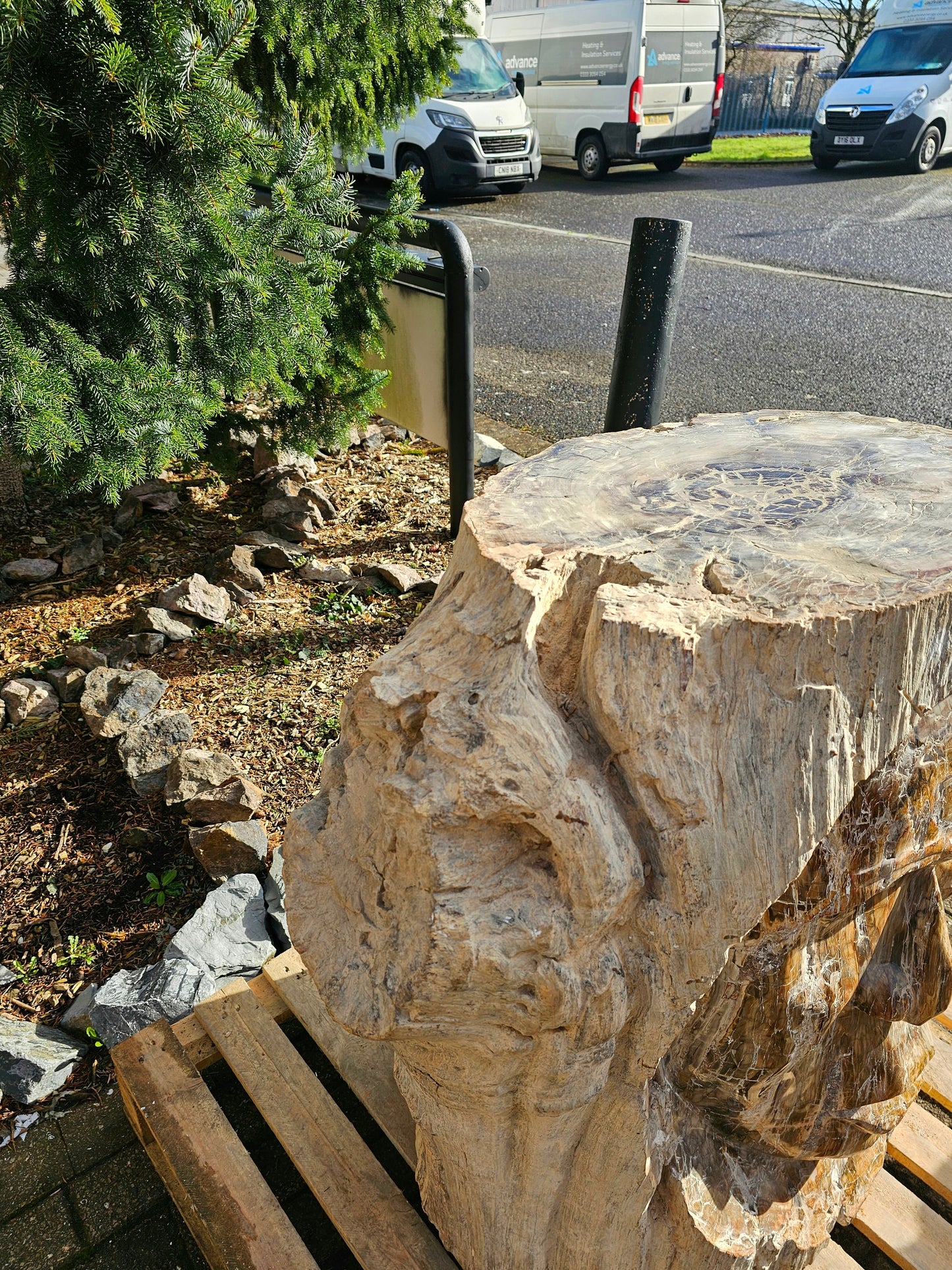unique garden wood decor