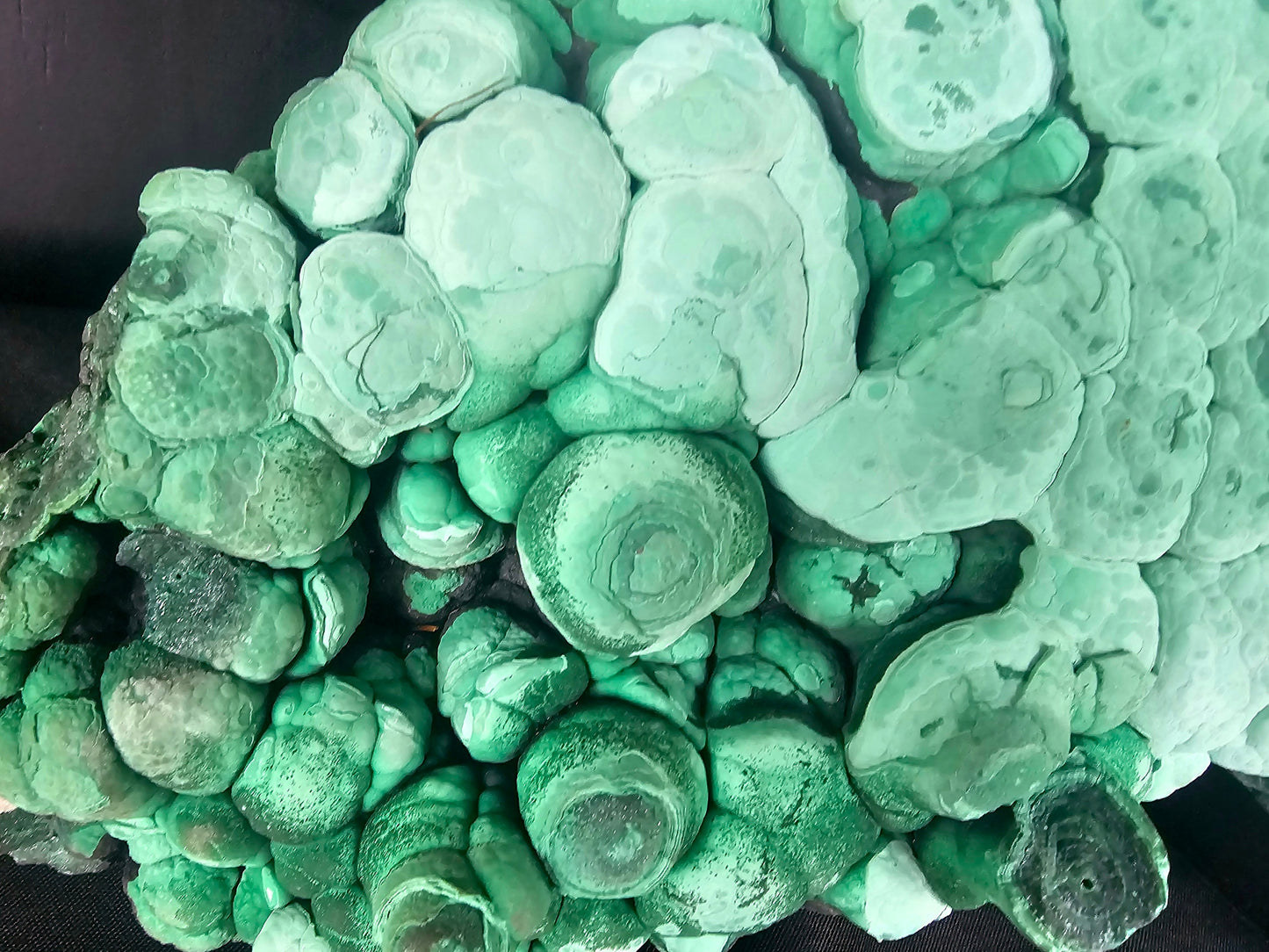 big malachite crystals