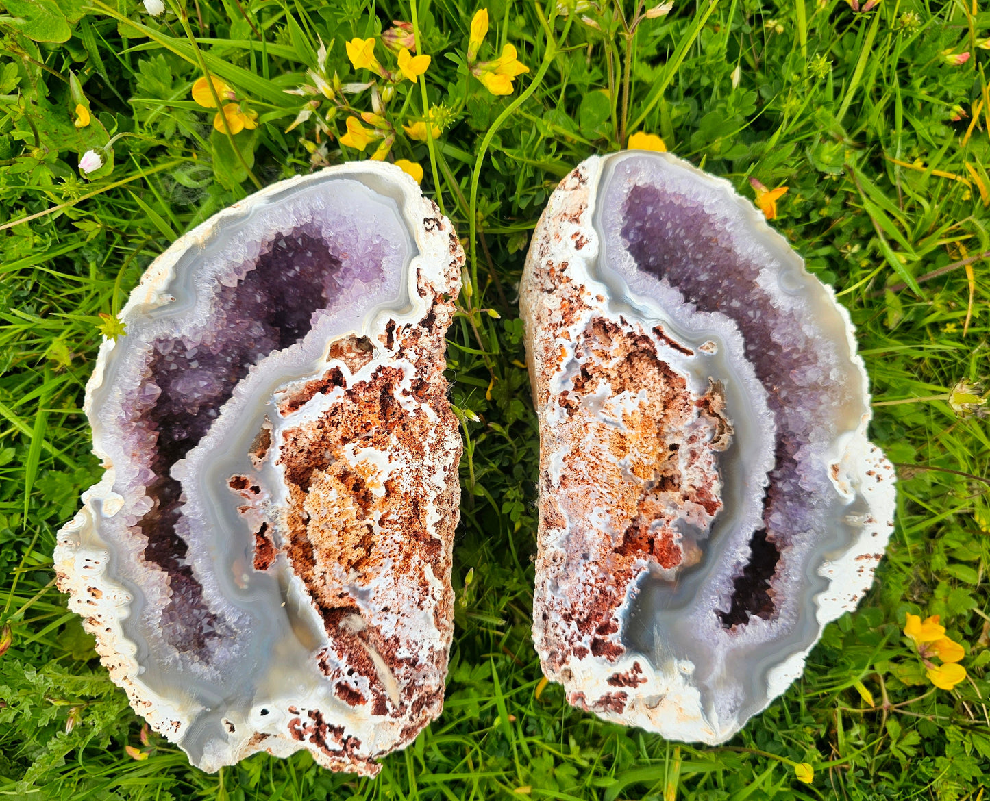 big xl crystal geode amethyst orca agate
