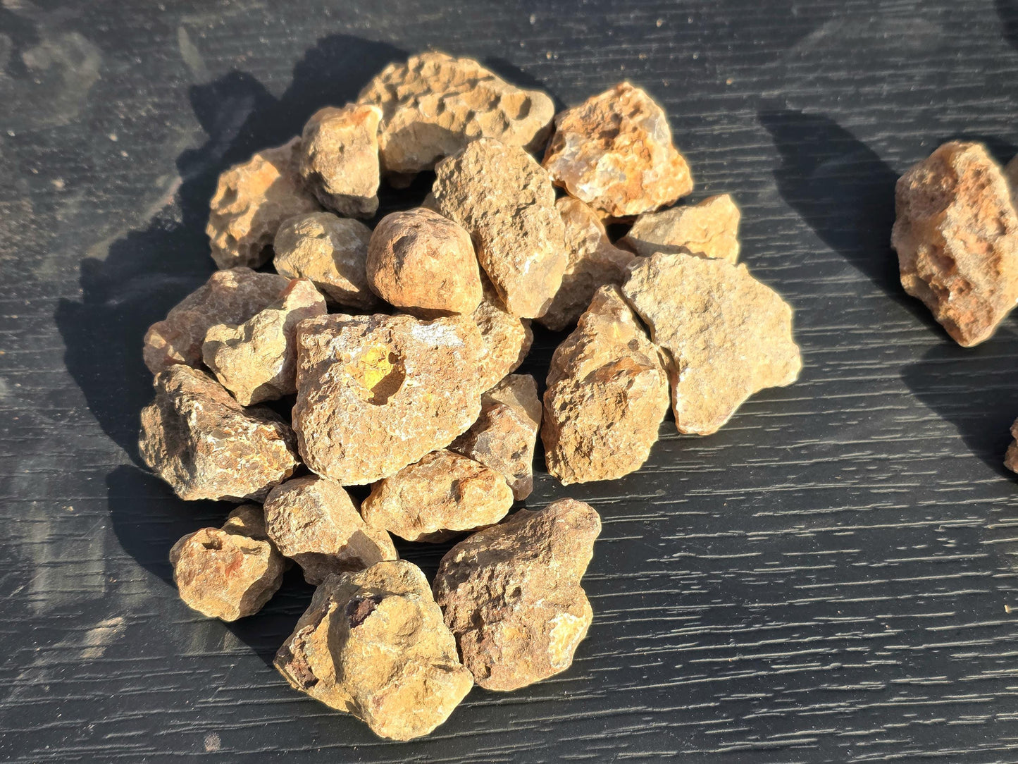 Small Malawi Agate Crystal Geodes Rough 500g Batch