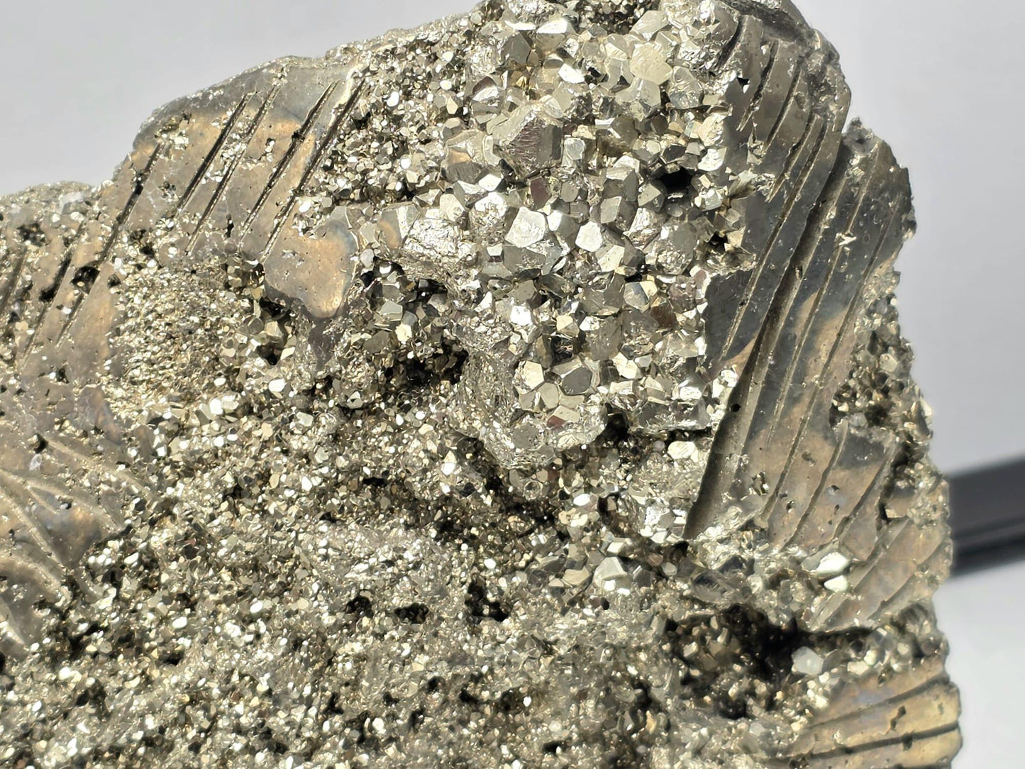 Pyrite Fish Sculpture #5 – Hand-Carved Crystal Animal | Pyrite Healing Stone | Metallic Gold Pyrite Fish Figurine