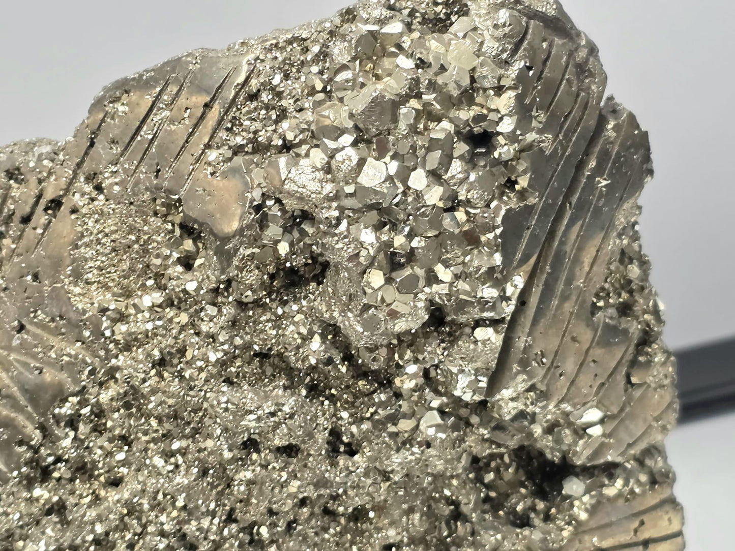 Pyrite Fish Sculpture #5 – Hand-Carved Crystal Animal | Pyrite Healing Stone | Metallic Gold Pyrite Fish Figurine