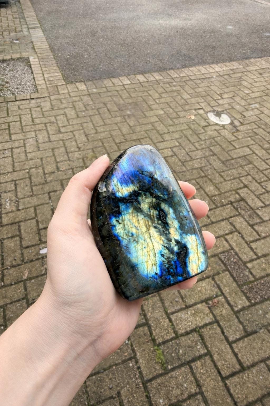 Labradorite Crystal Freeform With Strong Flash 0.47KG - Madagascar - #19