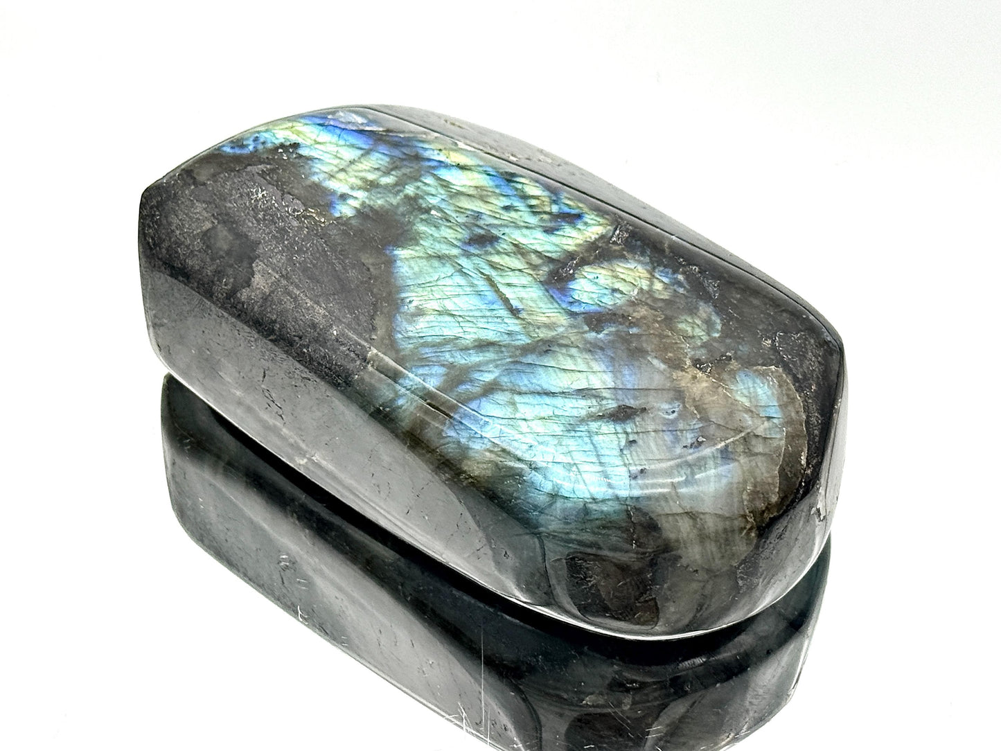 Labradorite Crystal Freeform With Strong Flash 0.84KG - Madagascar - #55