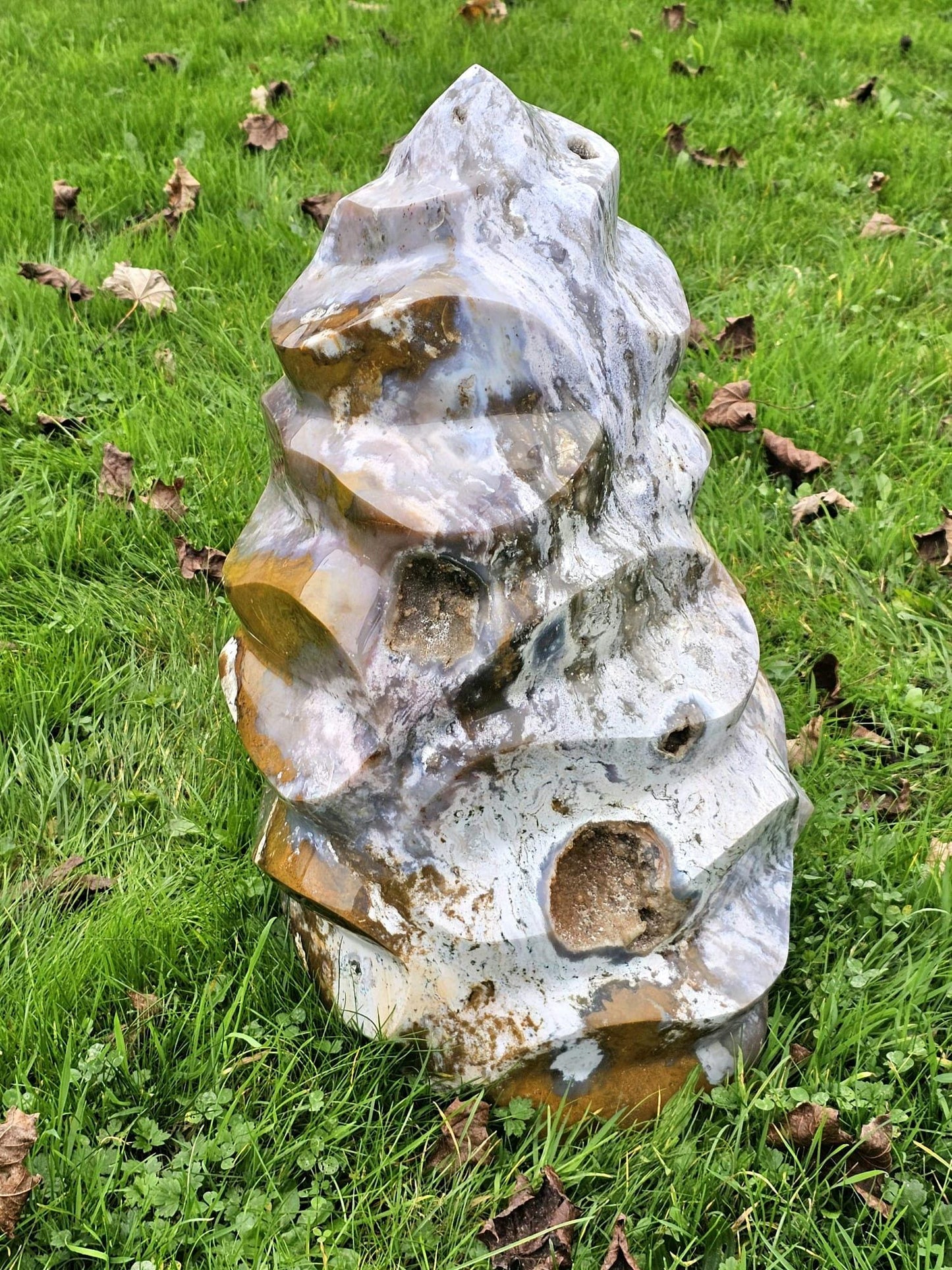 Ocean Jasper flame crystal with bold patterns, 82.4 kg, Madagascar