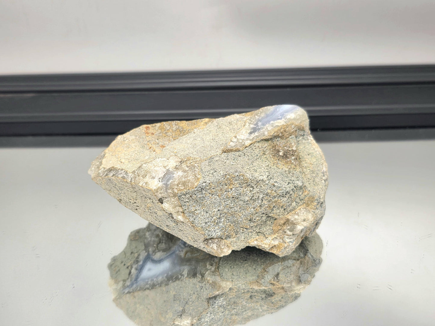 Blue Lace Agate used in tranquil interior decor