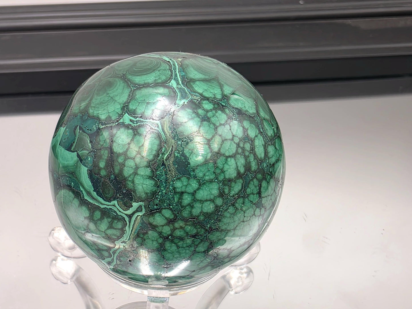 Decorative malachite crystal for elegant interiors.