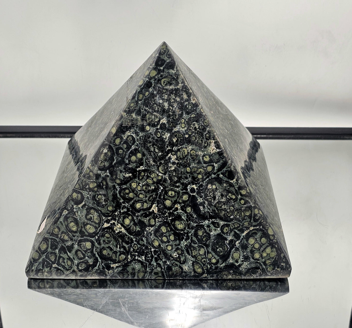 Extra-large polished Kambaba Jasper pyramid for luxury spaces.