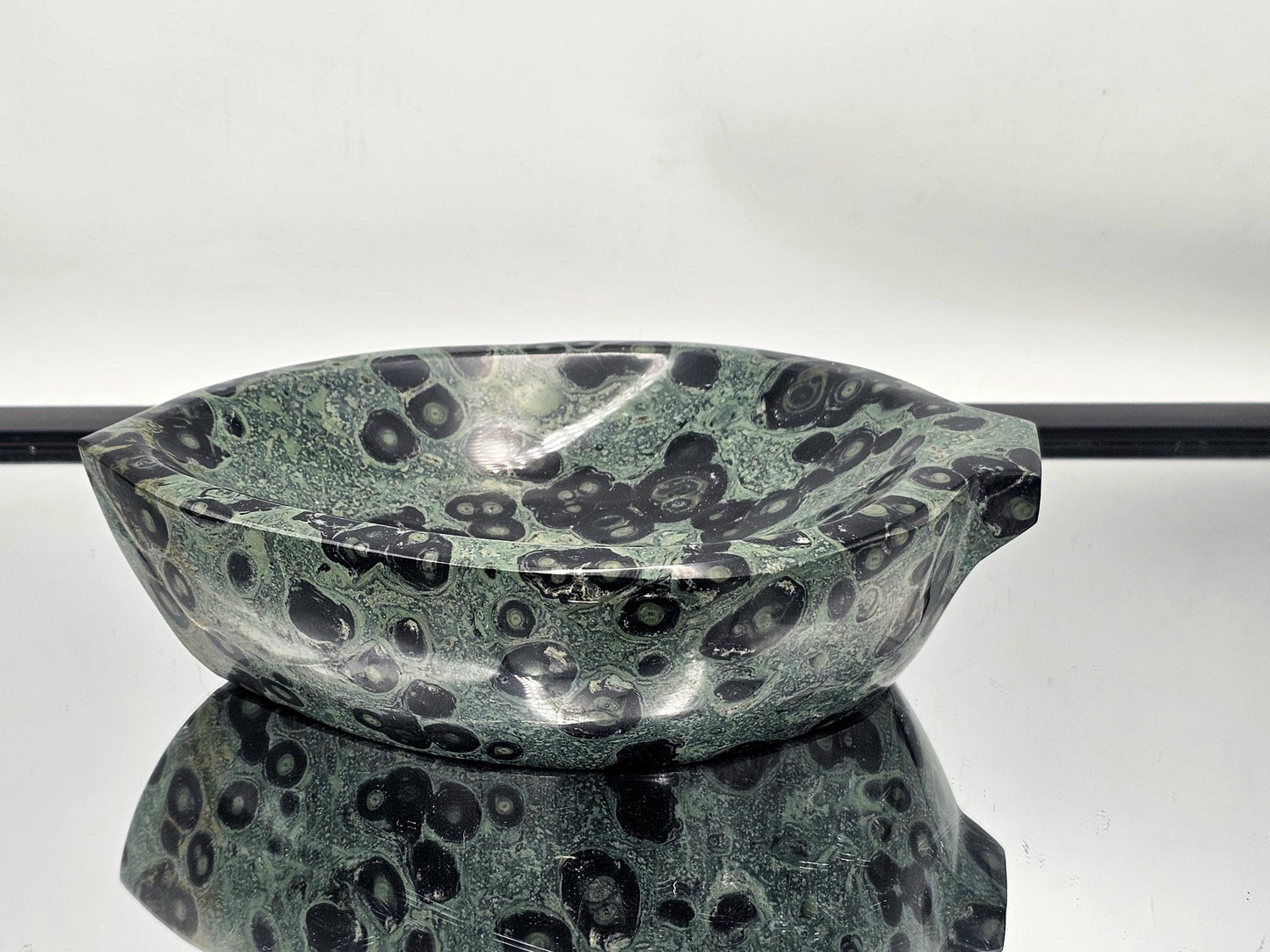 Green crystal Kambaba Jasper bowl for healing energy.