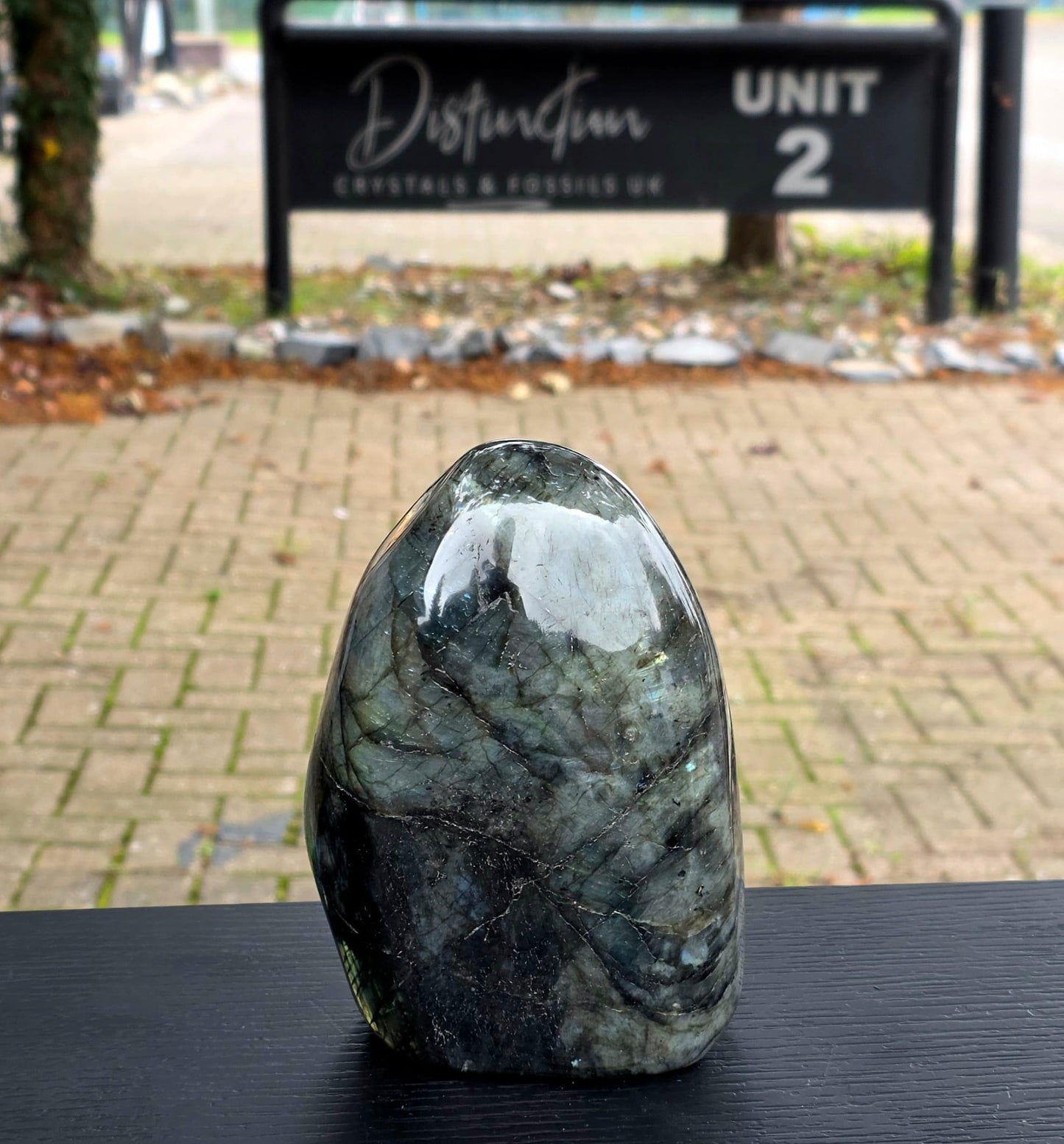 Collector-grade labradorite stone.