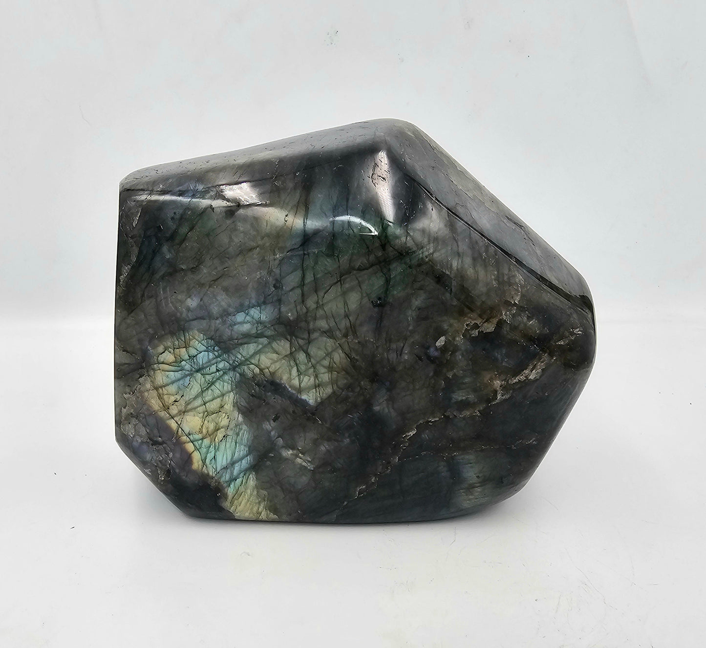 labradorite crystal flash