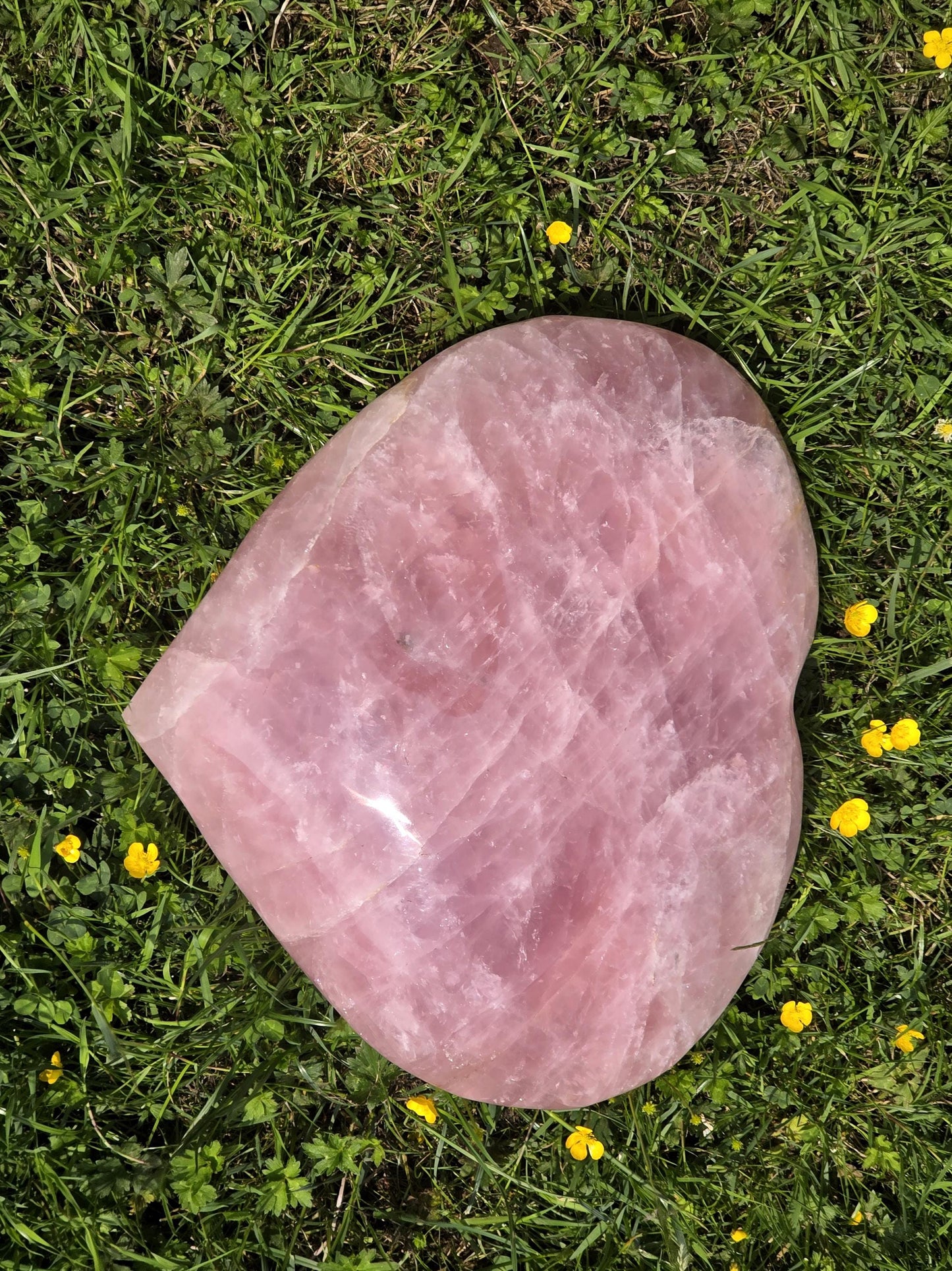 Large scale heart on console or pedestal
