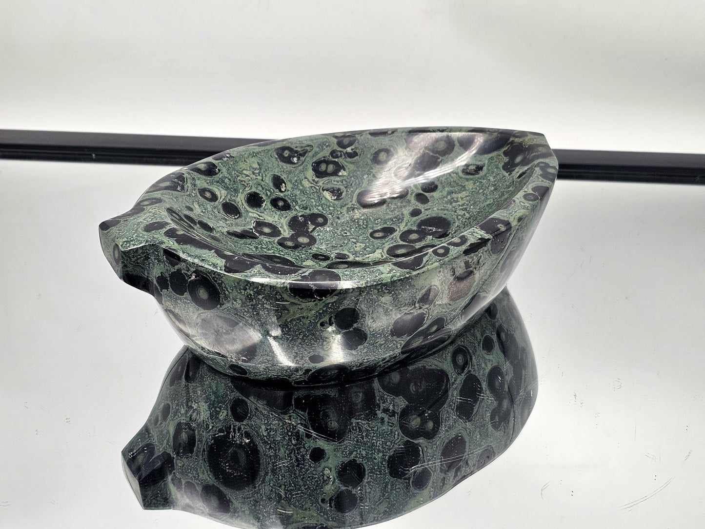 Authentic Madagascar Kambaba Jasper leaf bowl.
