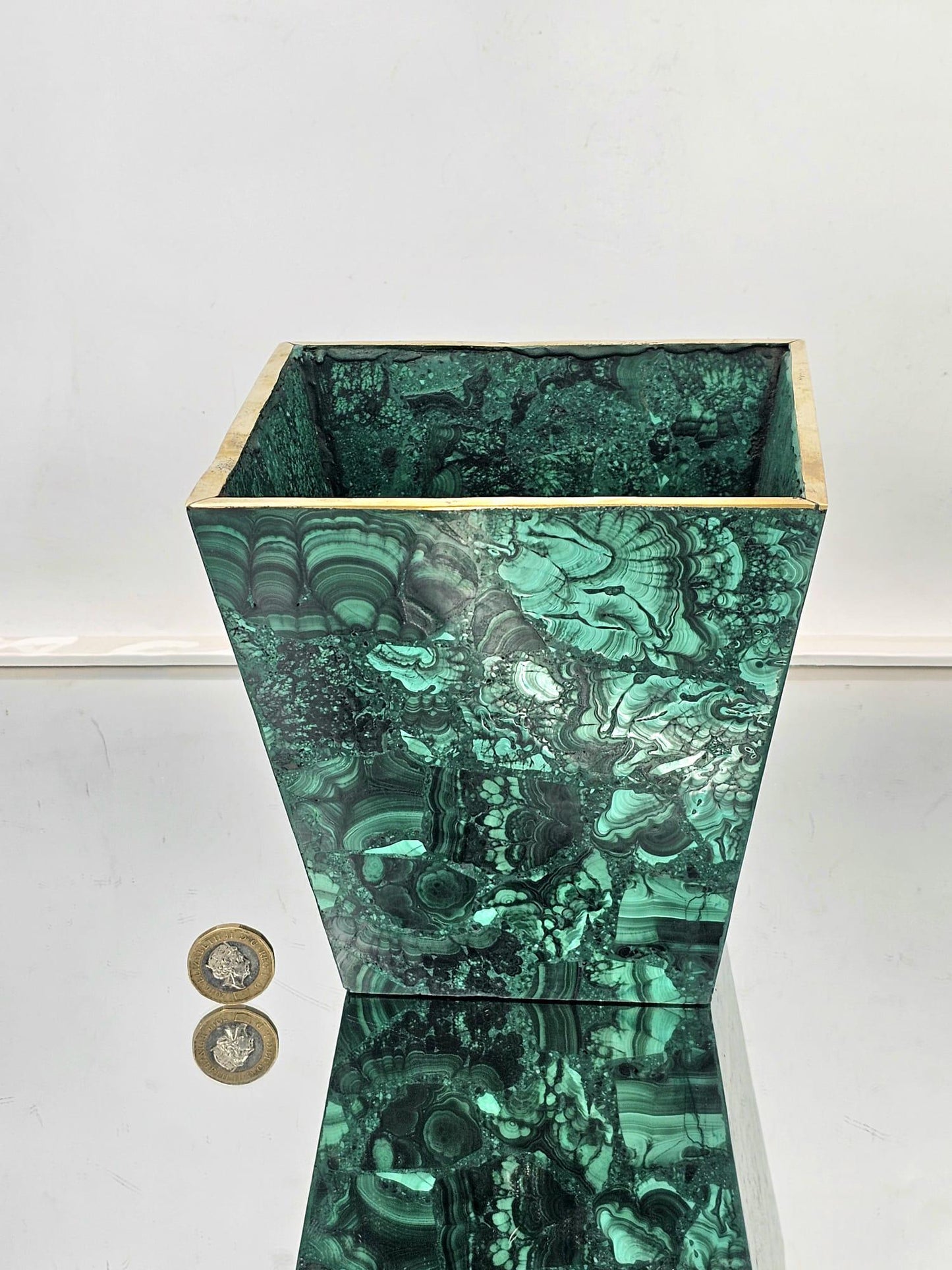 Distinctive malachite flower pot for modern and classic interior styles