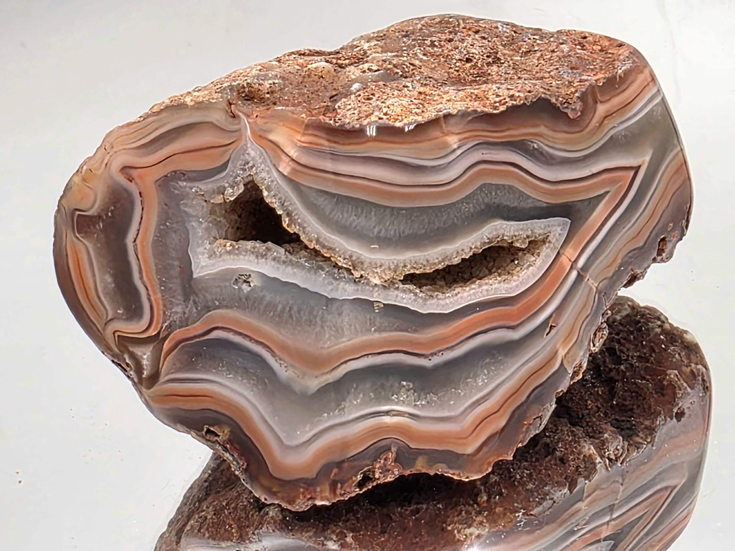 Polished high grade Malawi Agate geode collector’s stone.