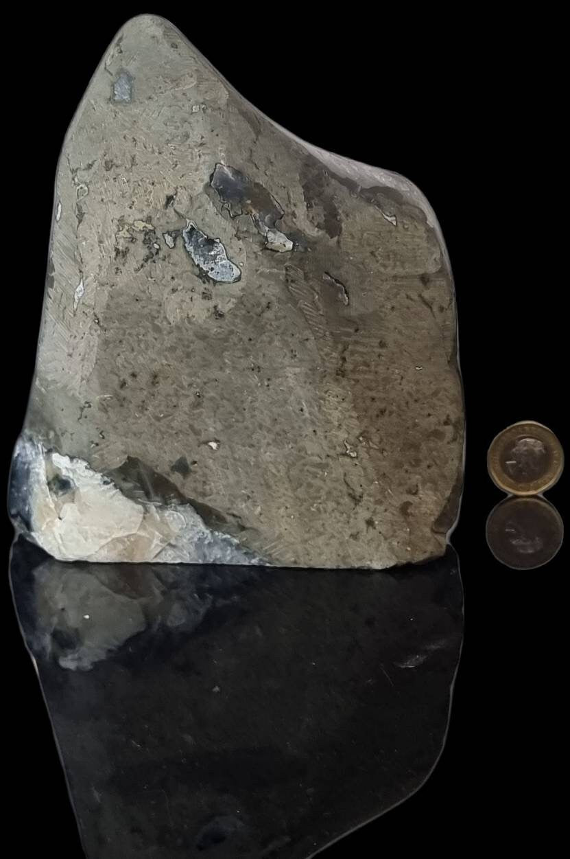 Uruguayan Amethyst freestanding sculpture-style crystal