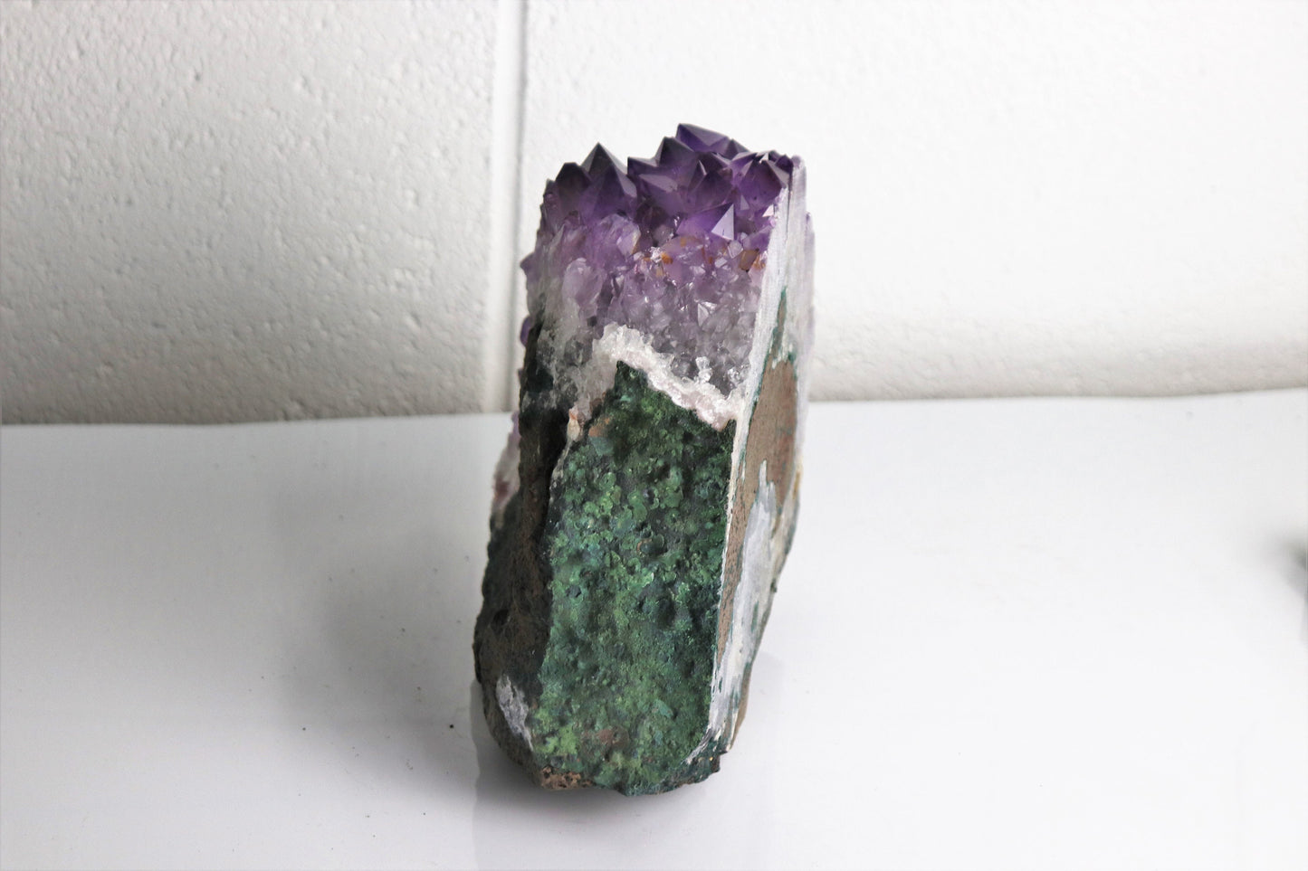 AM50) Large Amethyst Crystal Geode