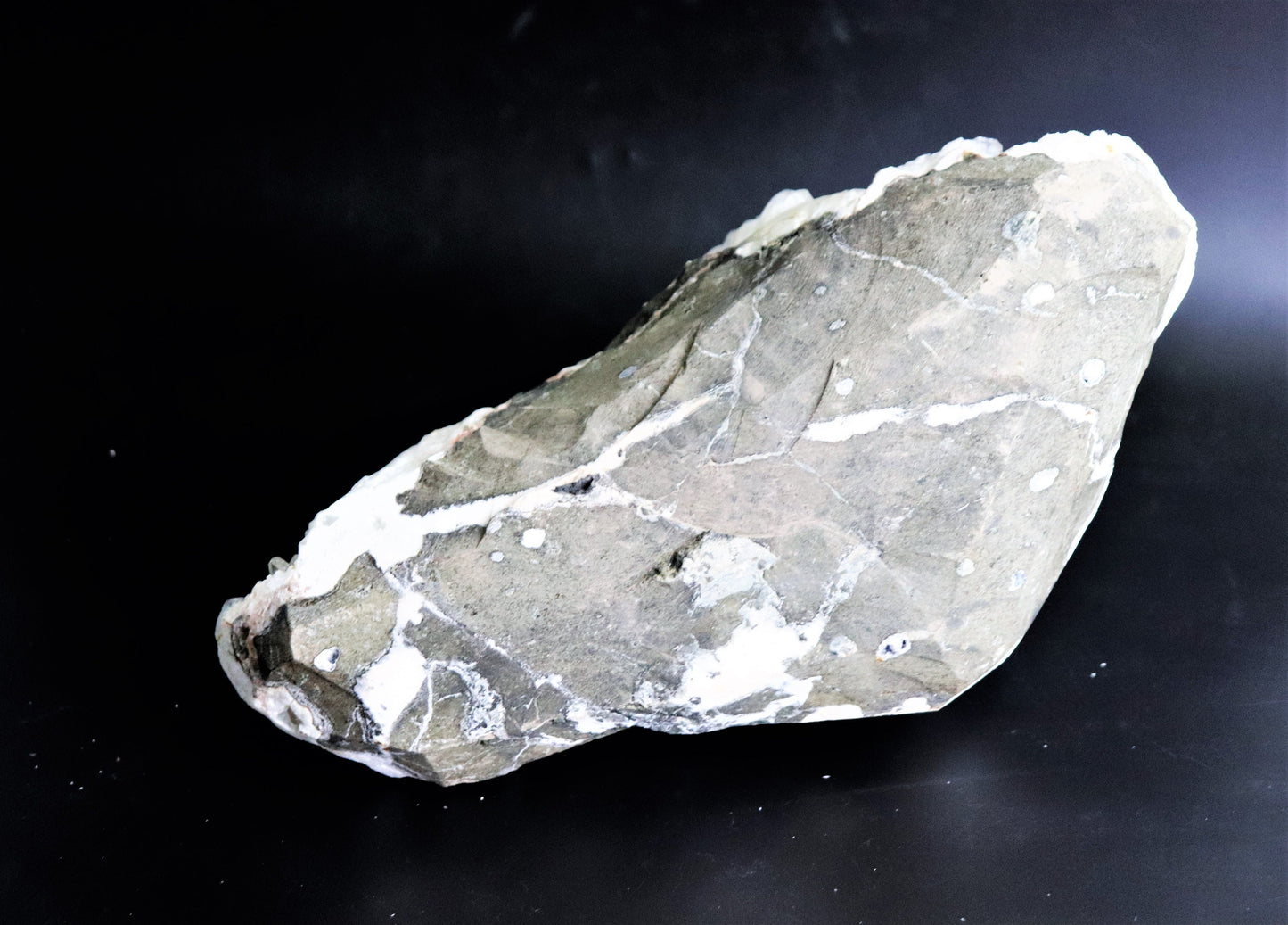 41) Large Apophyllite Stilbite Zeolite Crystal - India 4.29 KG