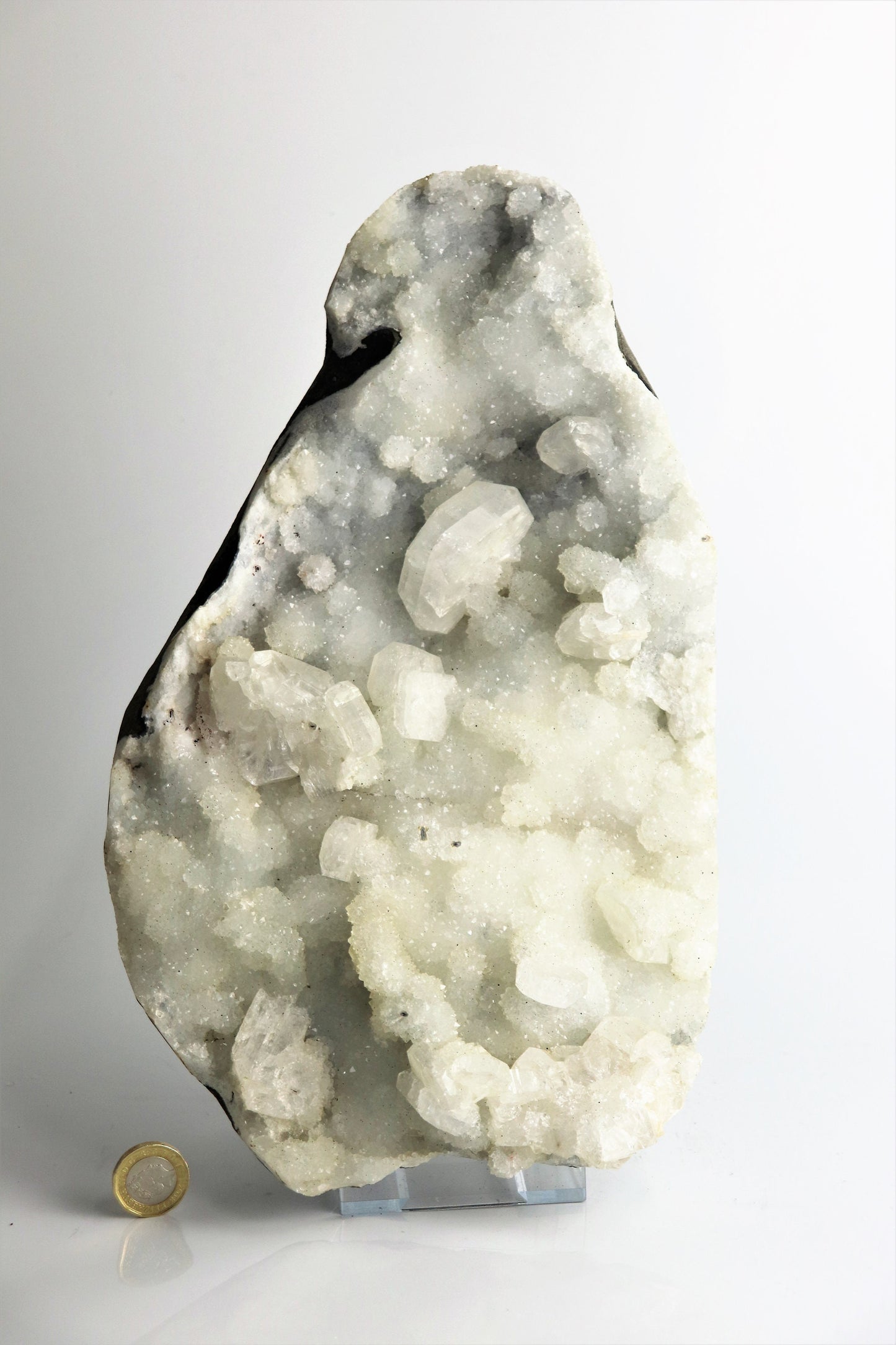 38) Large Apophyllite Chalcedony Zeolite Crystal - India 4.49 KG
