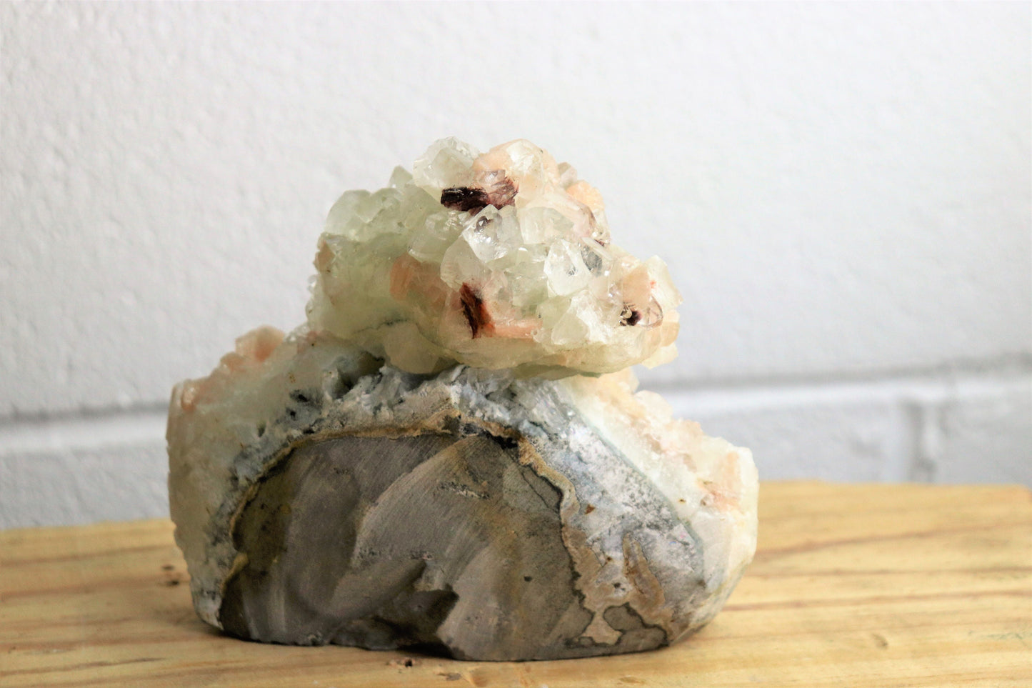 31) Apophyllite Zeolite Crystal - India