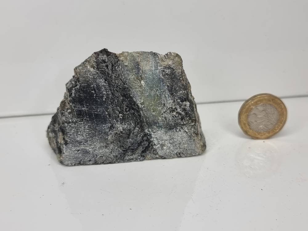 45LH) Labradorite Crystal Half Polished Slice