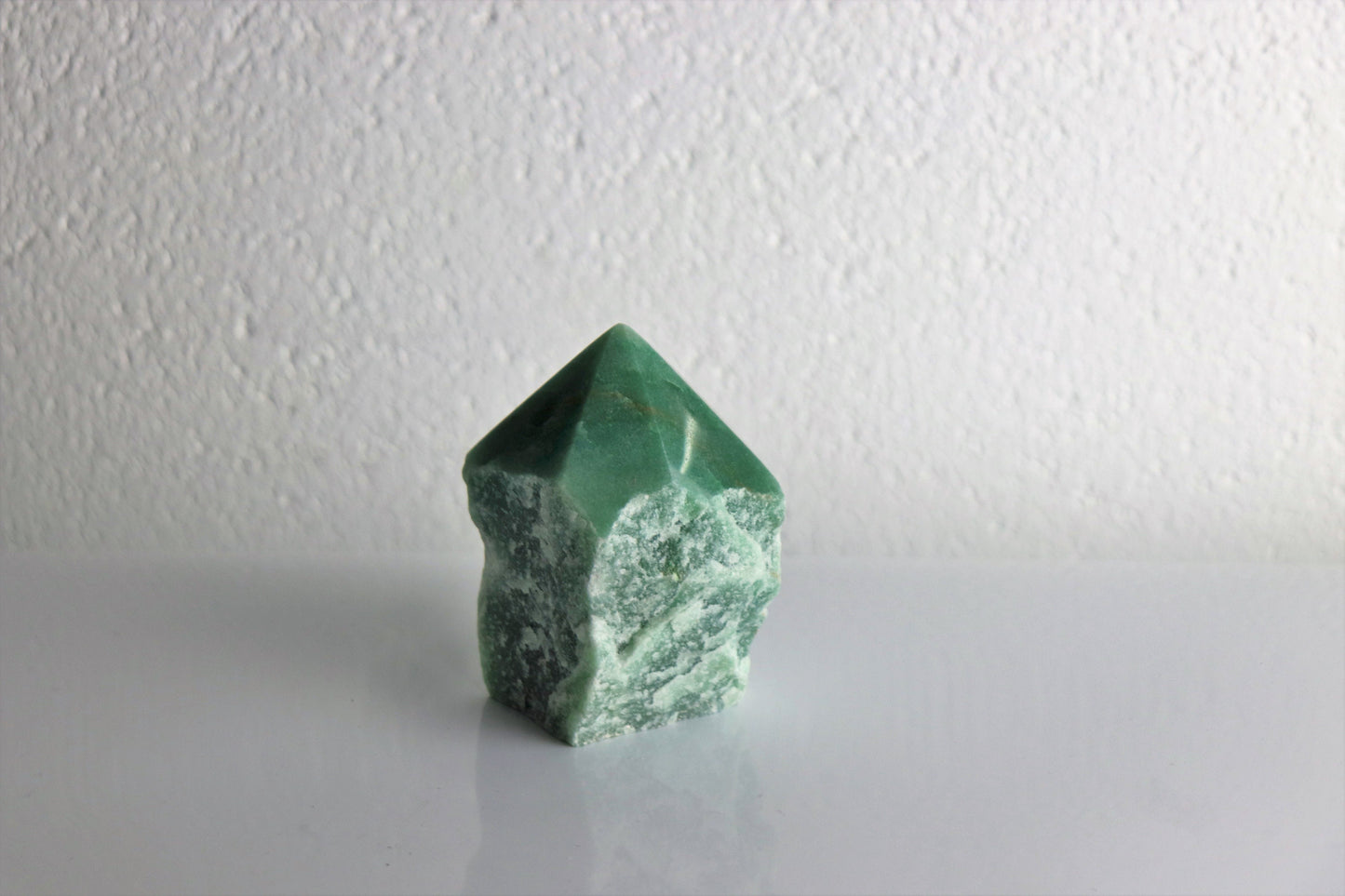 8) Green Quartz Crystal Point Top Polished Brazil