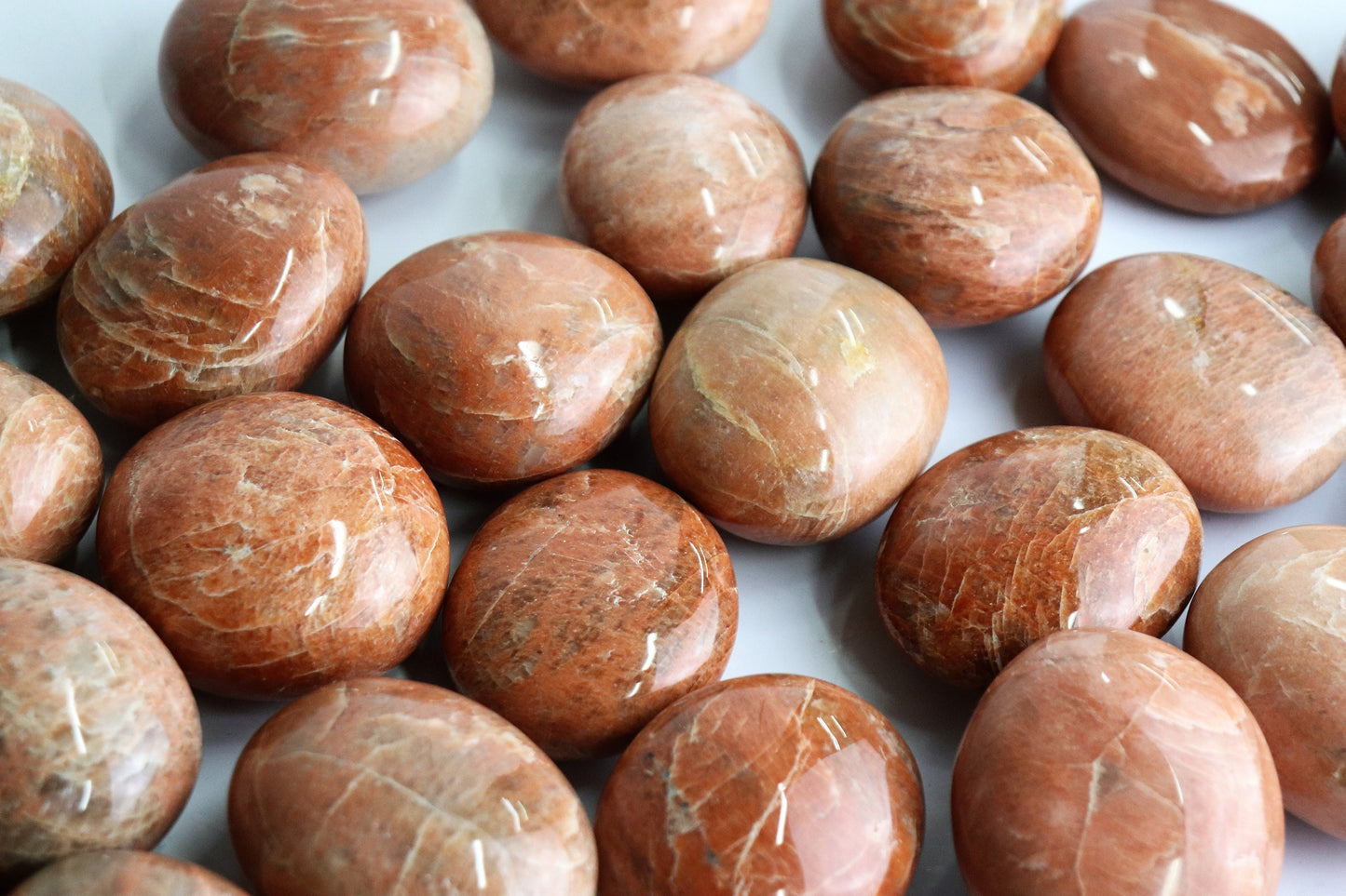 Peach Moonstone Crystal Palmstone - Gallet Madagascar