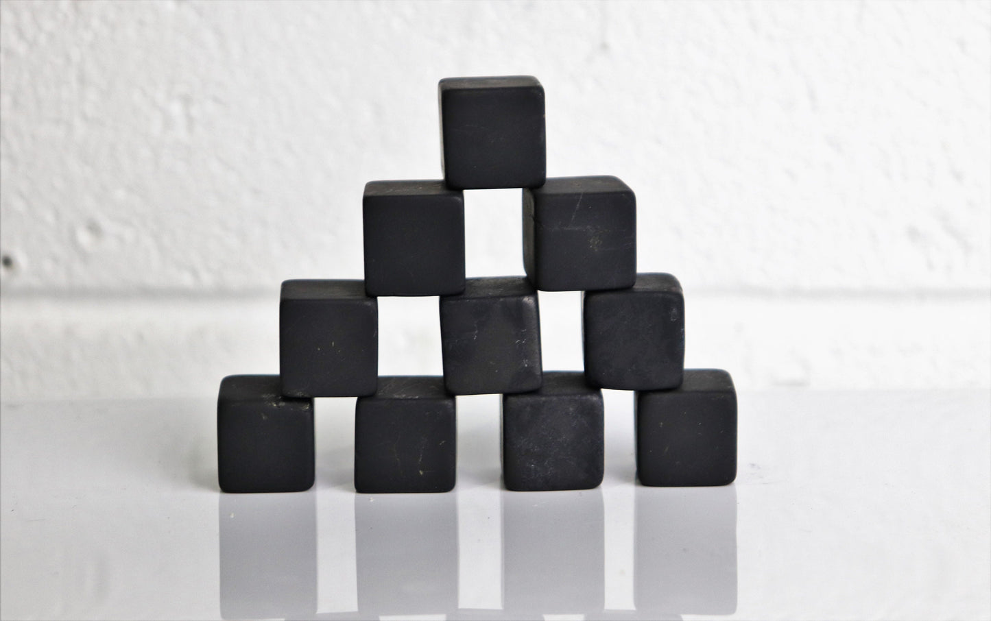 1 x Shungite Cube Unpolished 2 x 2 cm