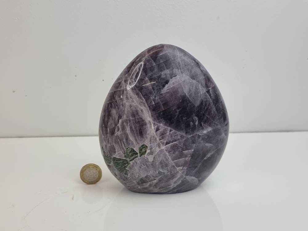 25) Large Anhydrite Crystal Freeform