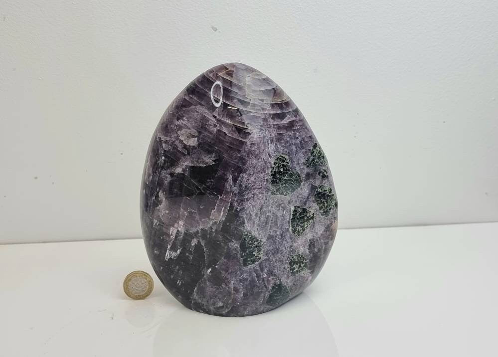 22) Large Anhydrite Crystal Freeform
