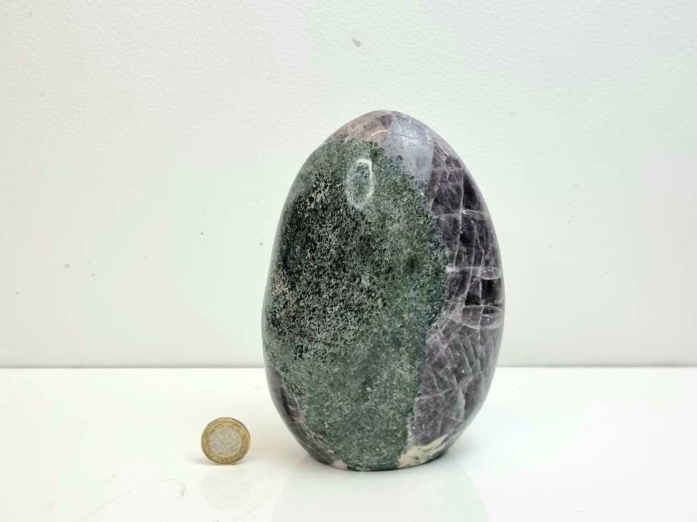 2) Large Anhydrite Crystal Freeform