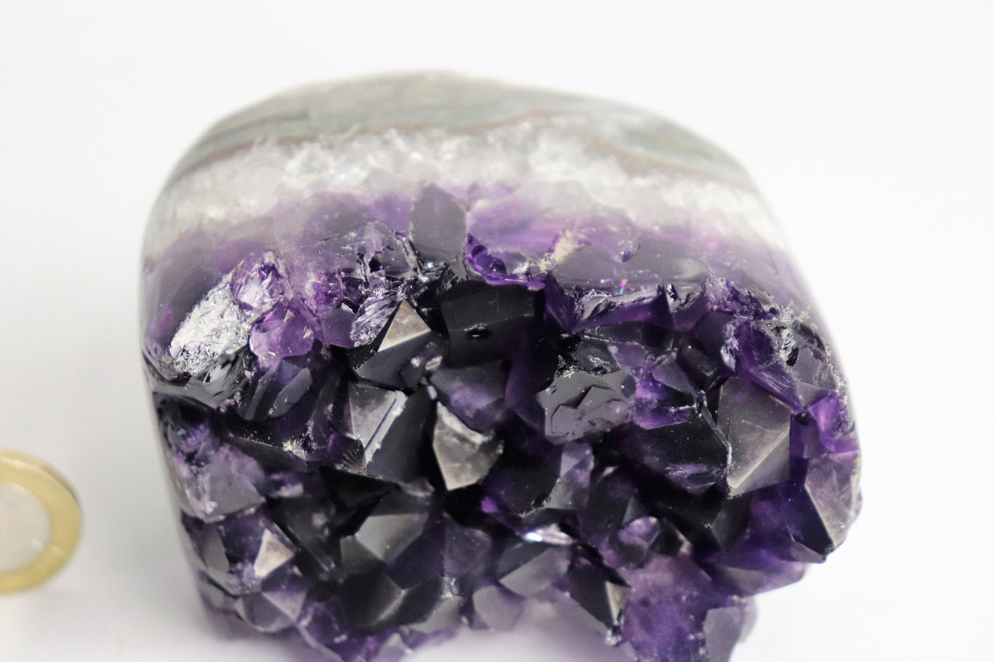AMU92) Amethyst Crystal Quartz Geode Uruguayan