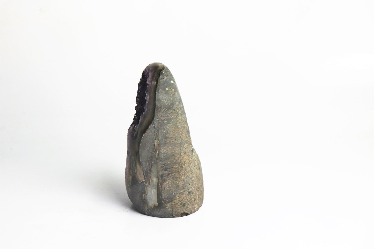 AMU70) Amethyst Crystal Quartz Geode Uruguayan