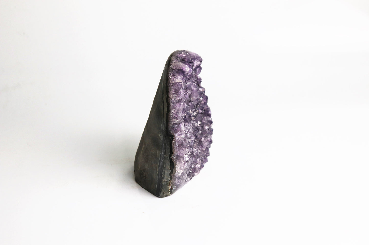 AMU43) Amethyst Crystal Quartz Geode Uruguayan