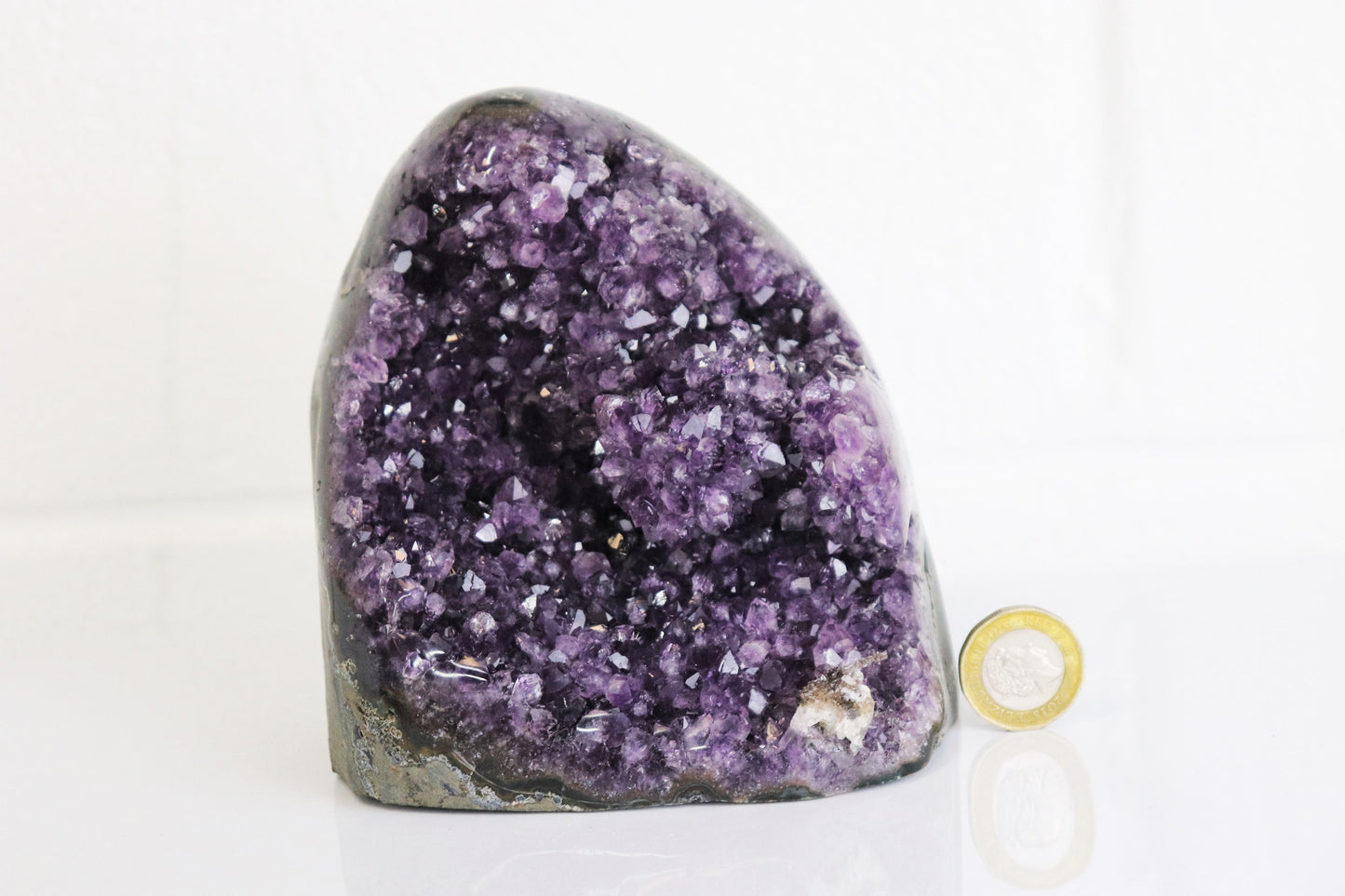 AMU124) Amethyst Crystal Free Standing Quartz Geode Crystal Gift Extra Grade