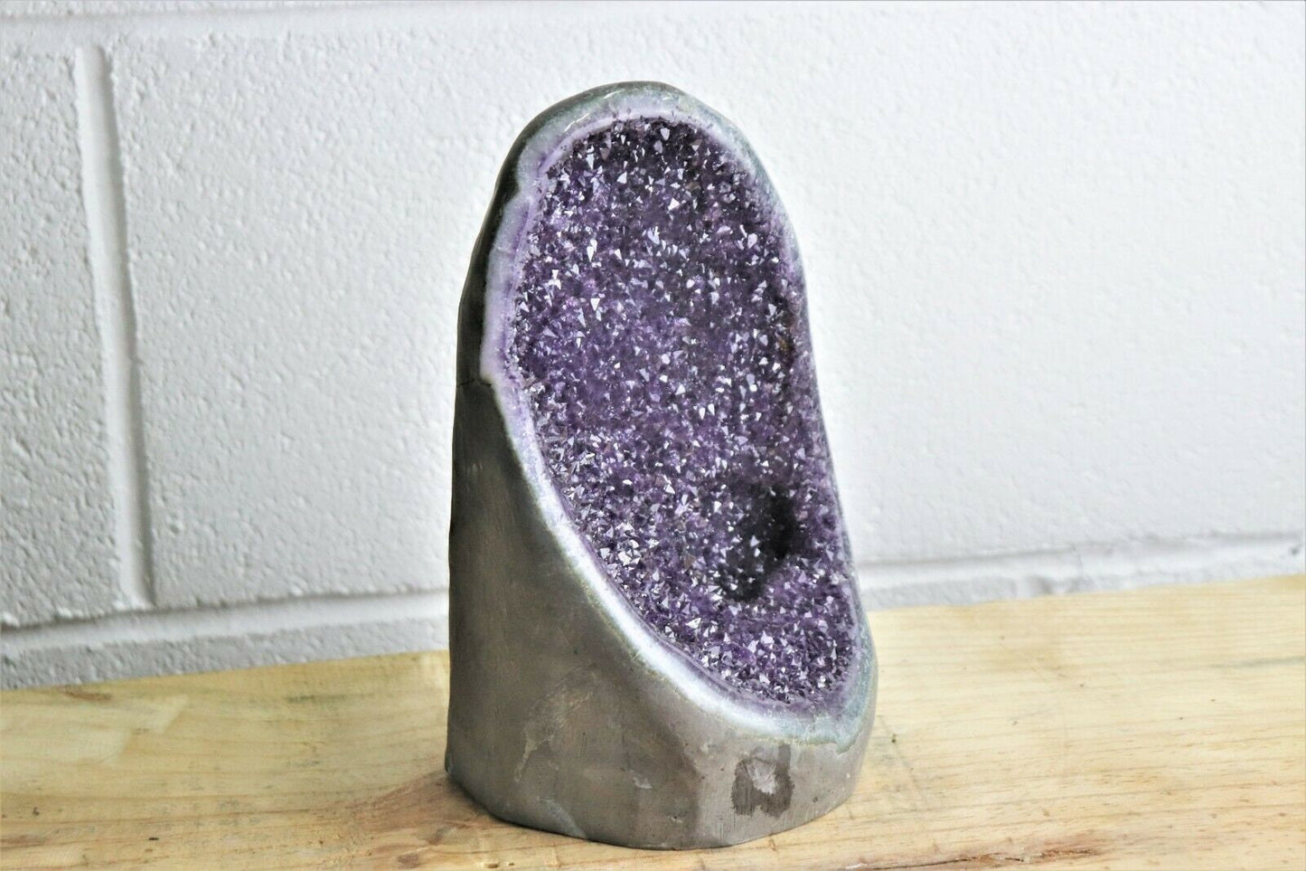 AMU118) Large Amethyst Crystal
