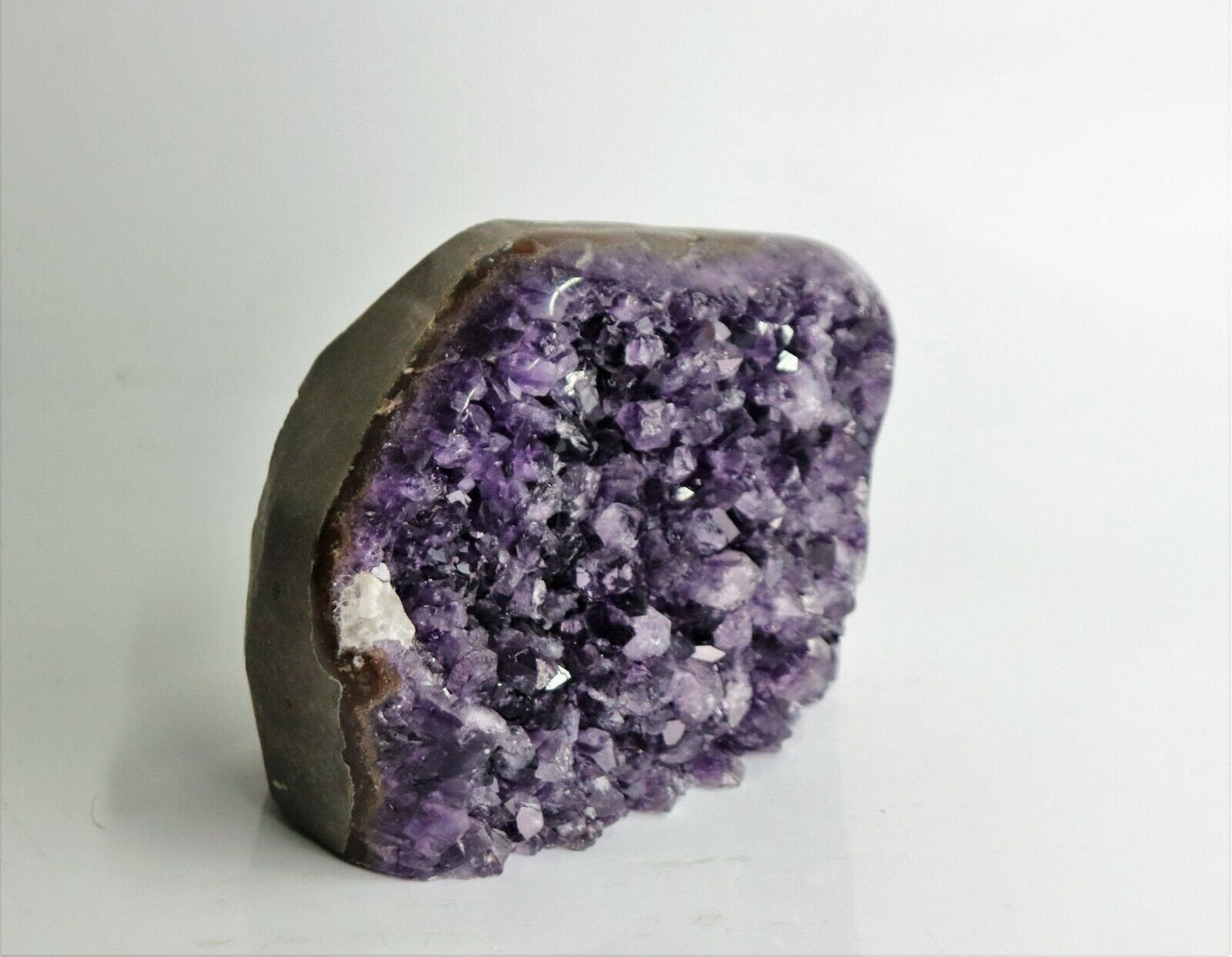 AMU116) Large Amethyst Crystal