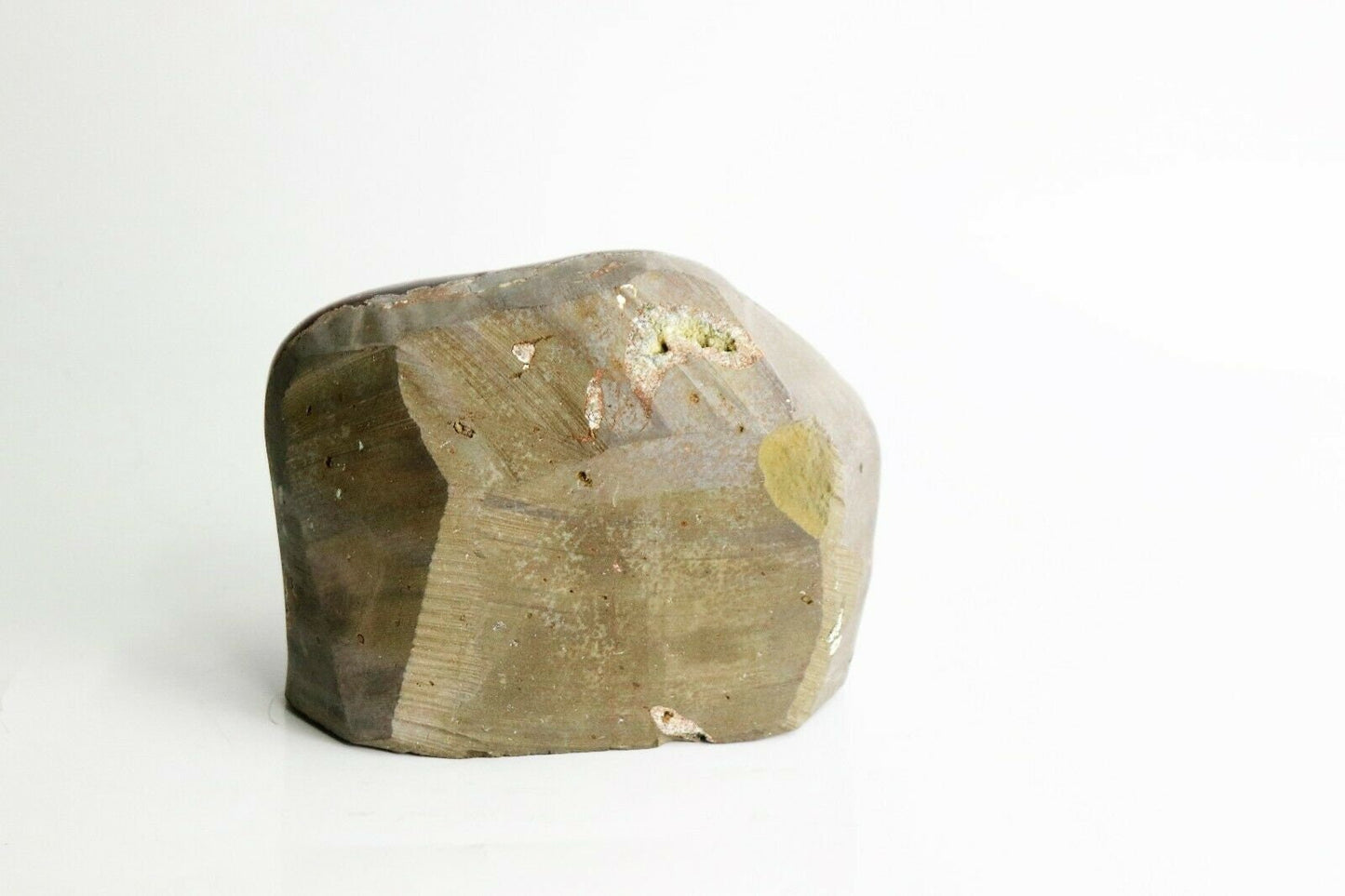 AMU116) Large Amethyst Crystal