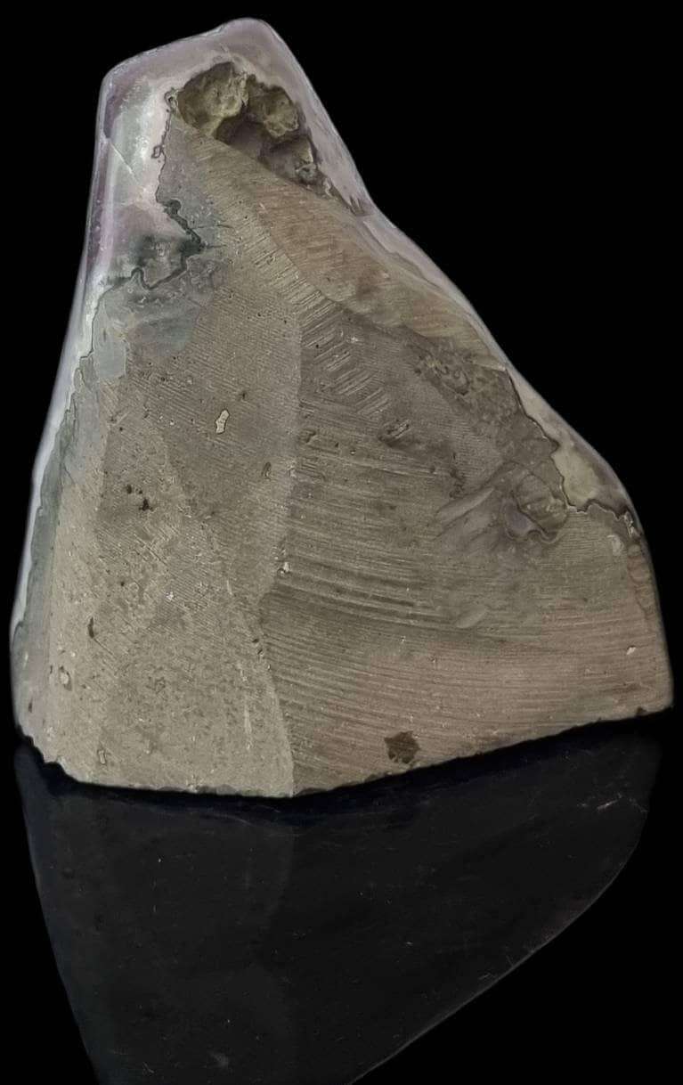 AMU41) Amethyst Crystal Quartz Geode Uruguayan