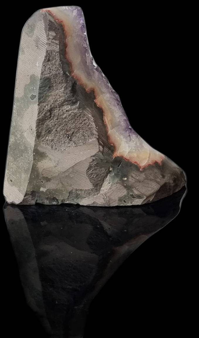 AMU73) Amethyst Crystal Quartz Geode Uruguayan