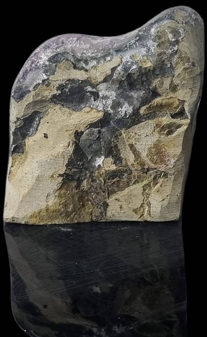 AMU127) Amethyst Crystal