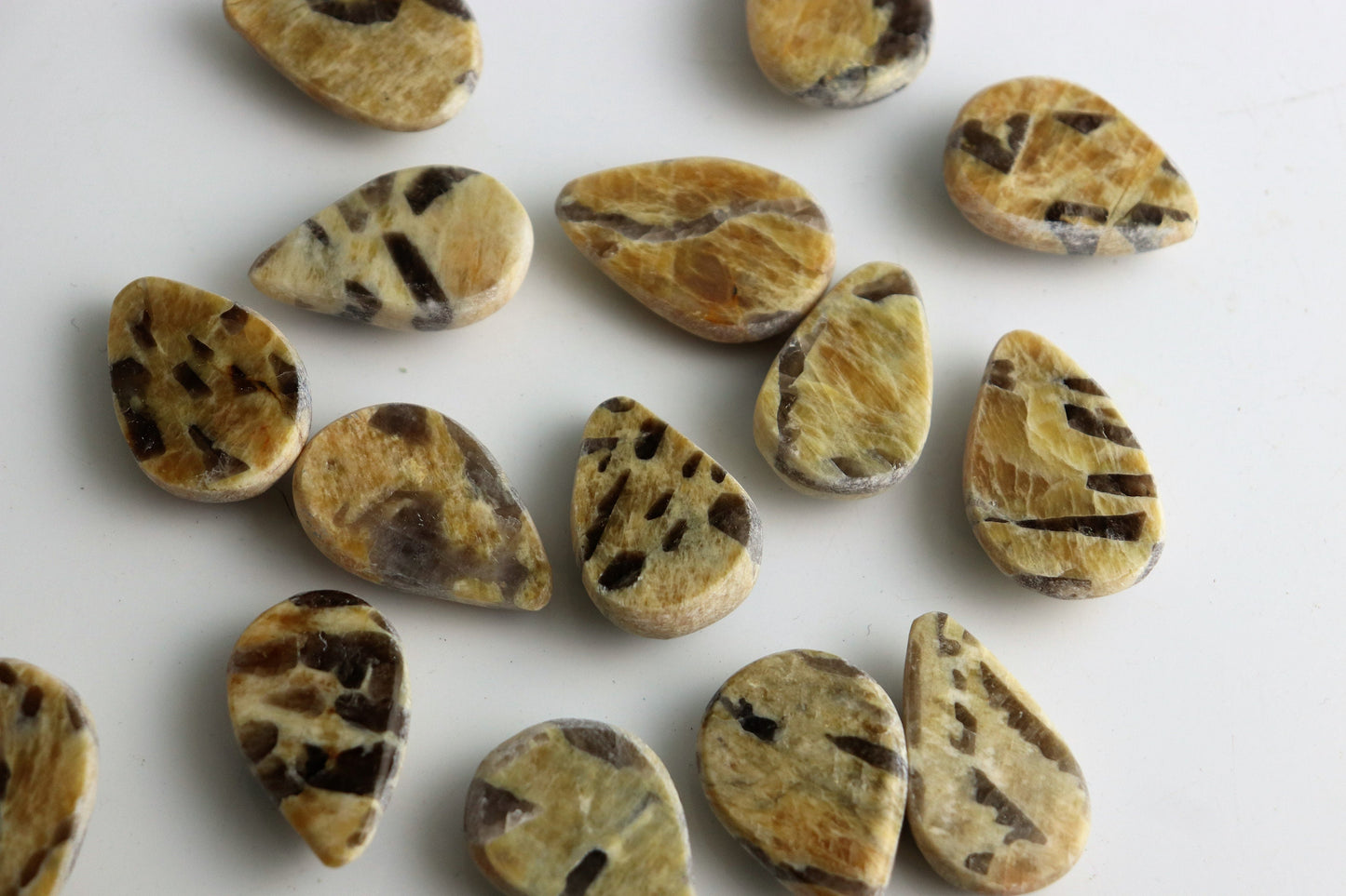 1 X Zebradorite / Honey Moonstone + Smoky Quartz Crystal Drop Emma Egg Tumble Stone Arts Crafts