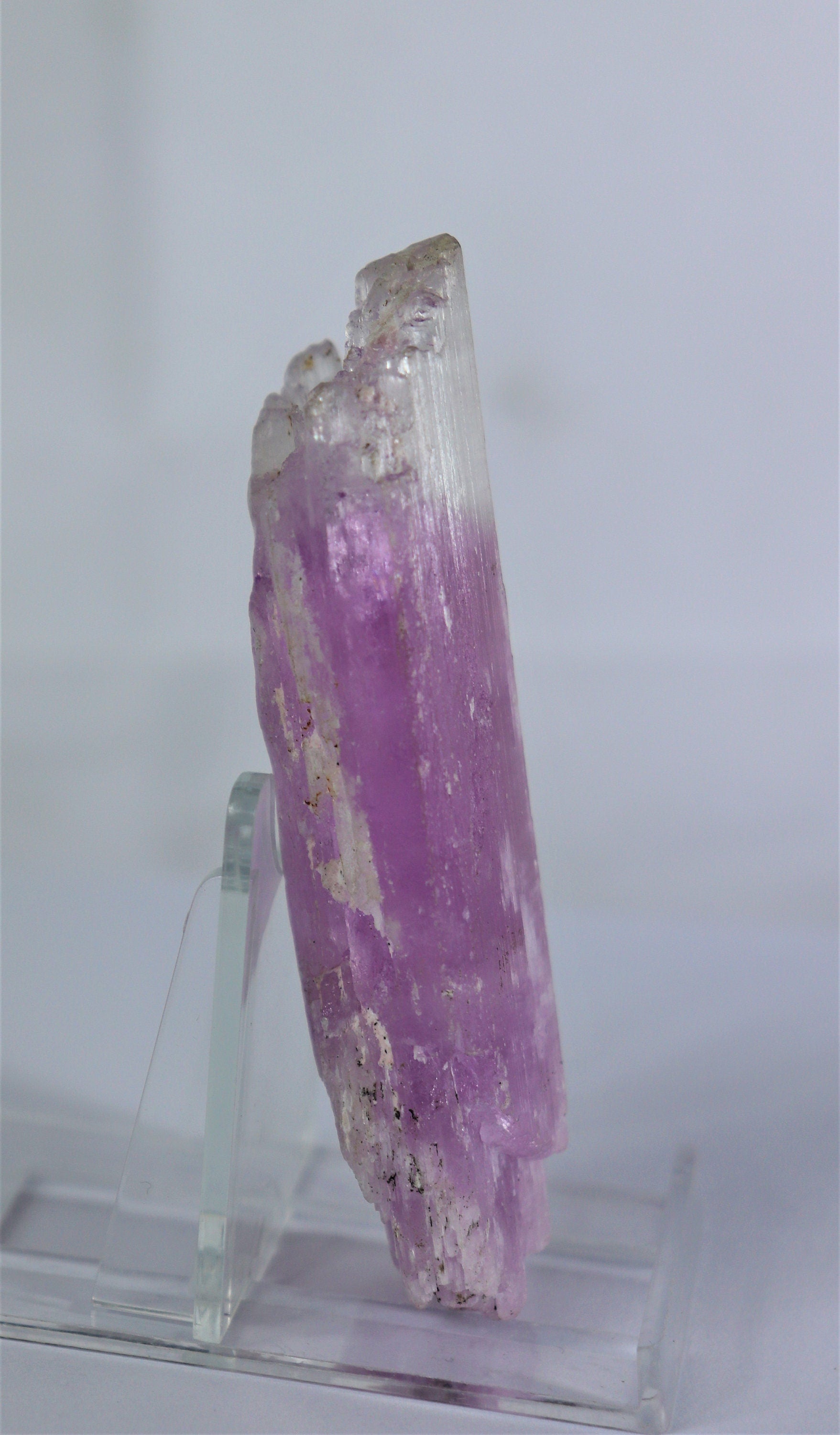 raw kunzite crystal