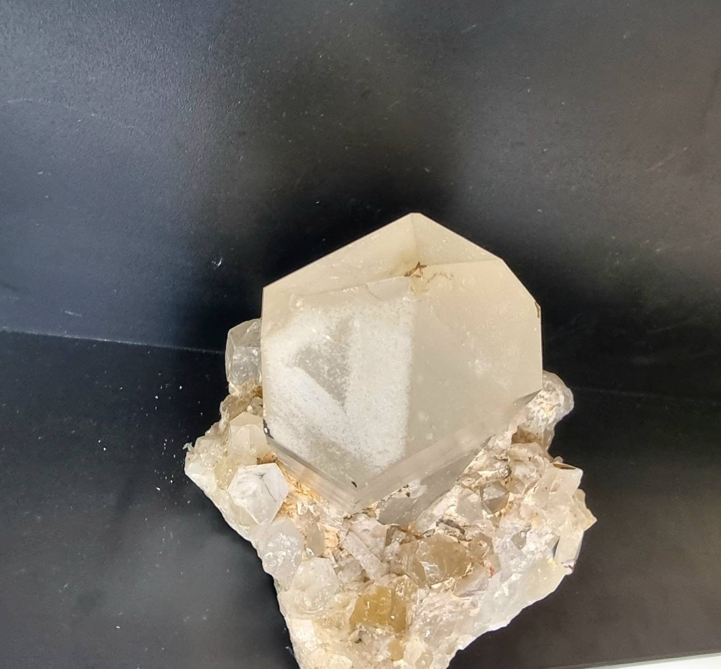 28) large Quartz Crystal point Cluster
