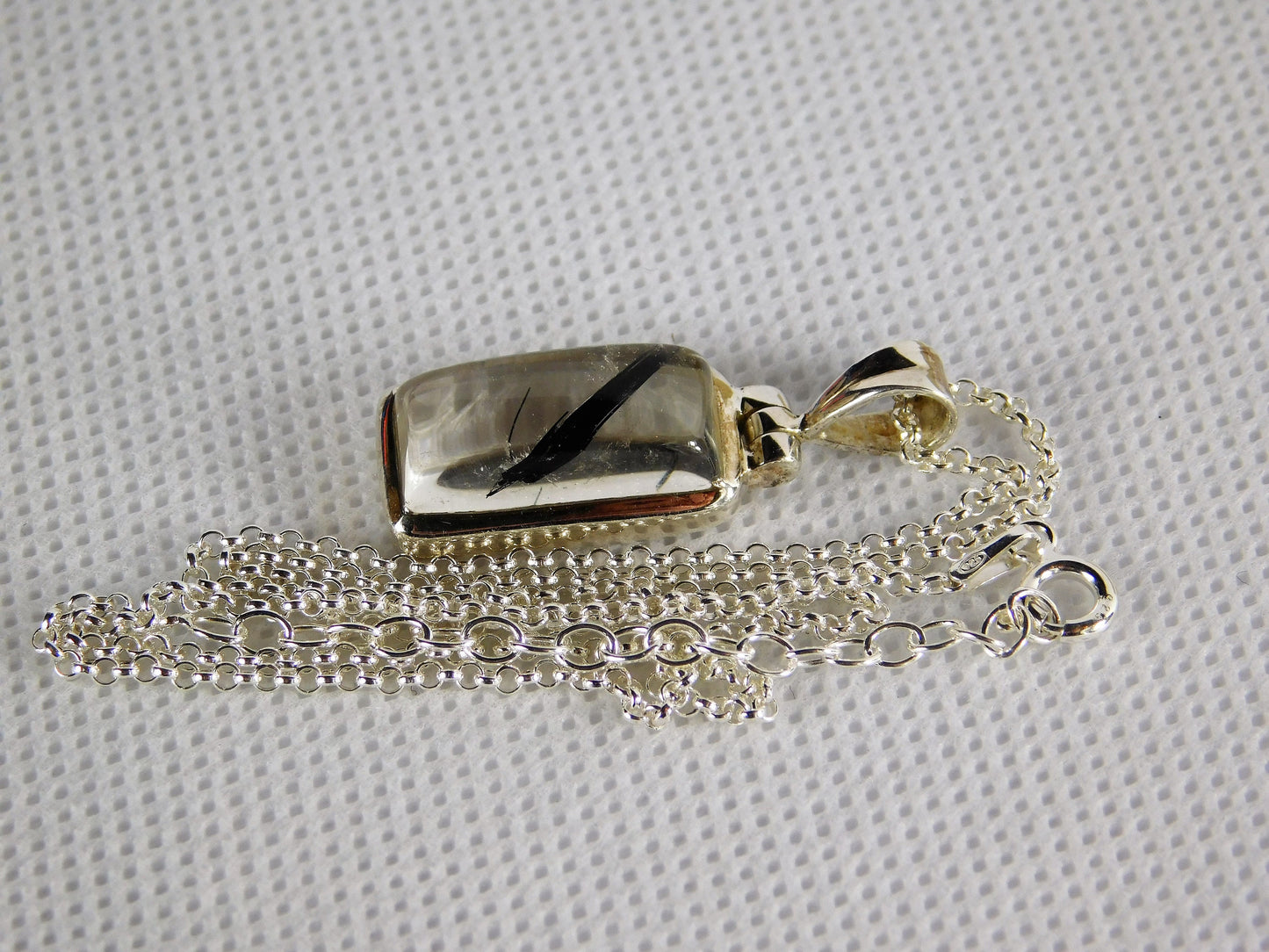 89e) 925 Silver Tourmalated Quartz Crystal Pendant + Silver Chain / Necklace Great Gift