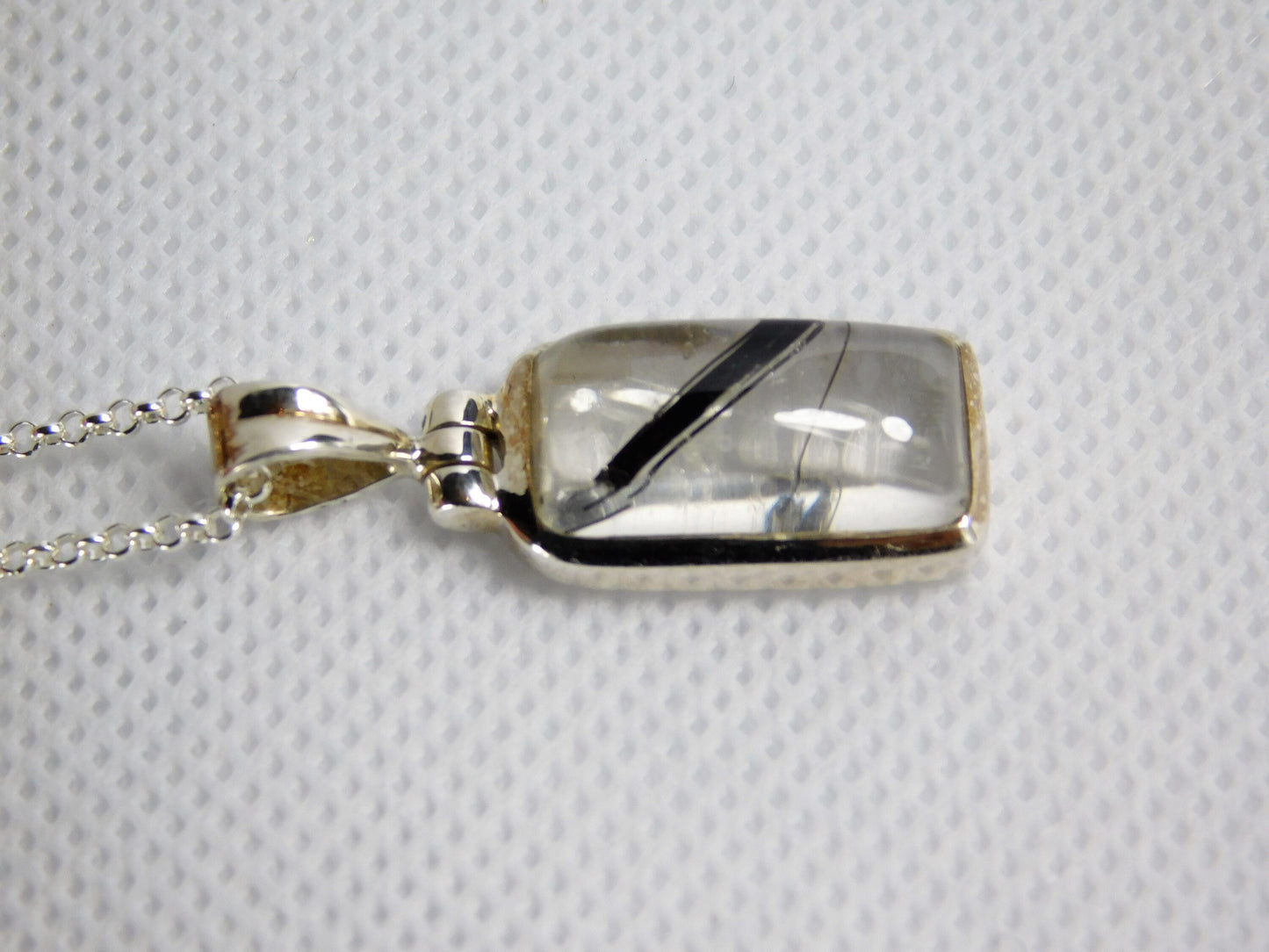89e) 925 Silver Tourmalated Quartz Crystal Pendant + Silver Chain / Necklace Great Gift