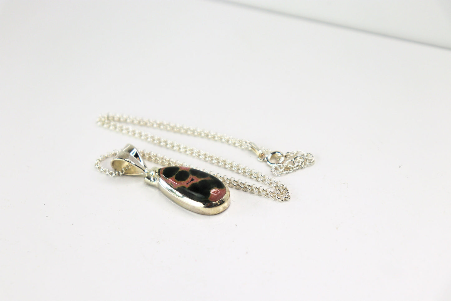 46) Ocean Jasper Crystal Necklace 925 Silver
